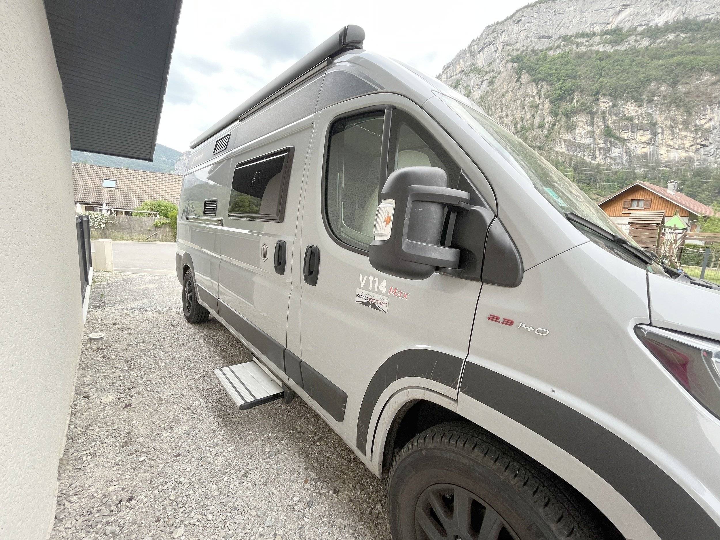 Vue avant de 3/4 Fiat Fiat ducato 140ch - Yescapa