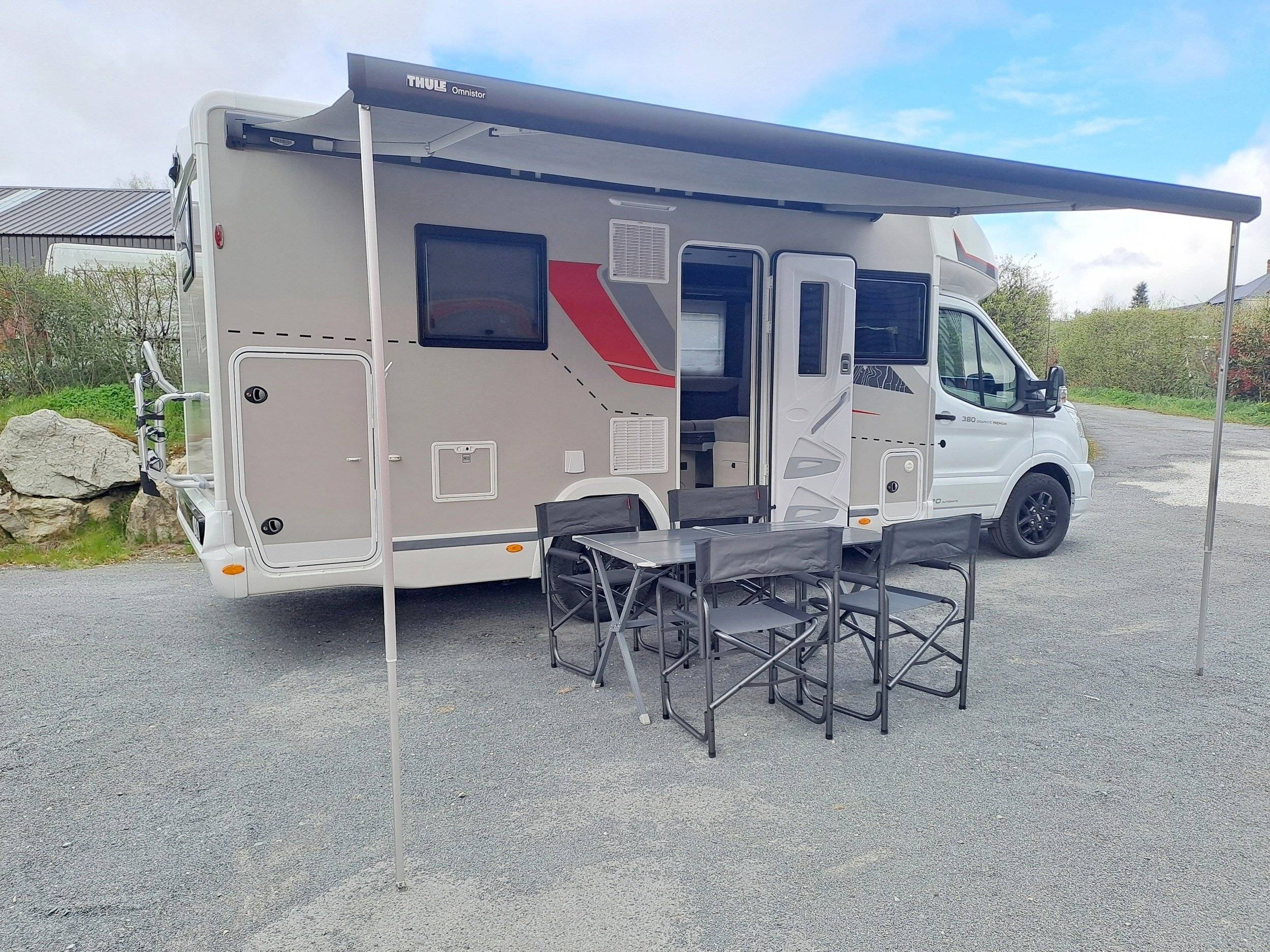 Challenger Challenger 380