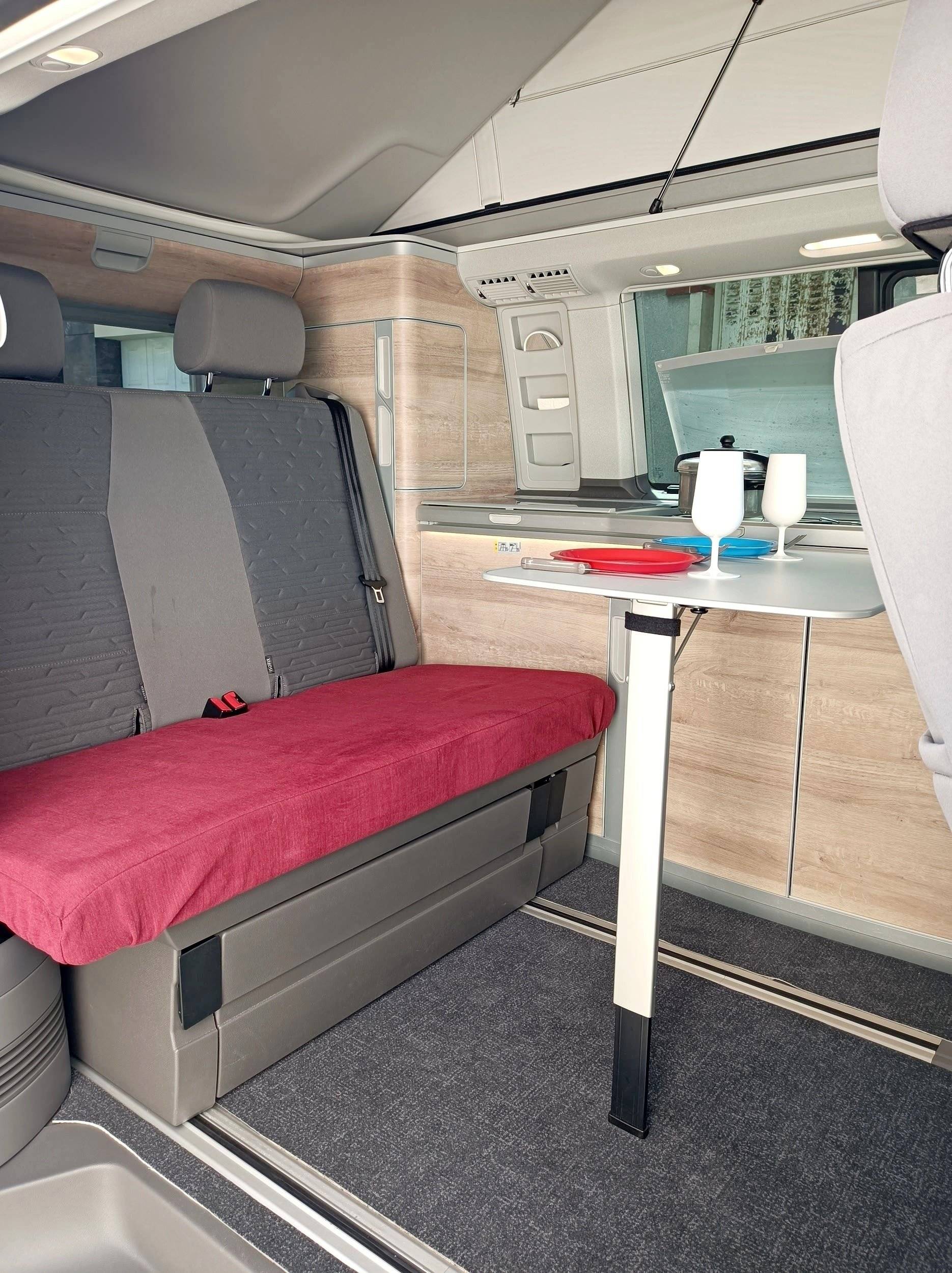 Dinette Volkswagen T6 2,0 l 150 ch - Yescapa