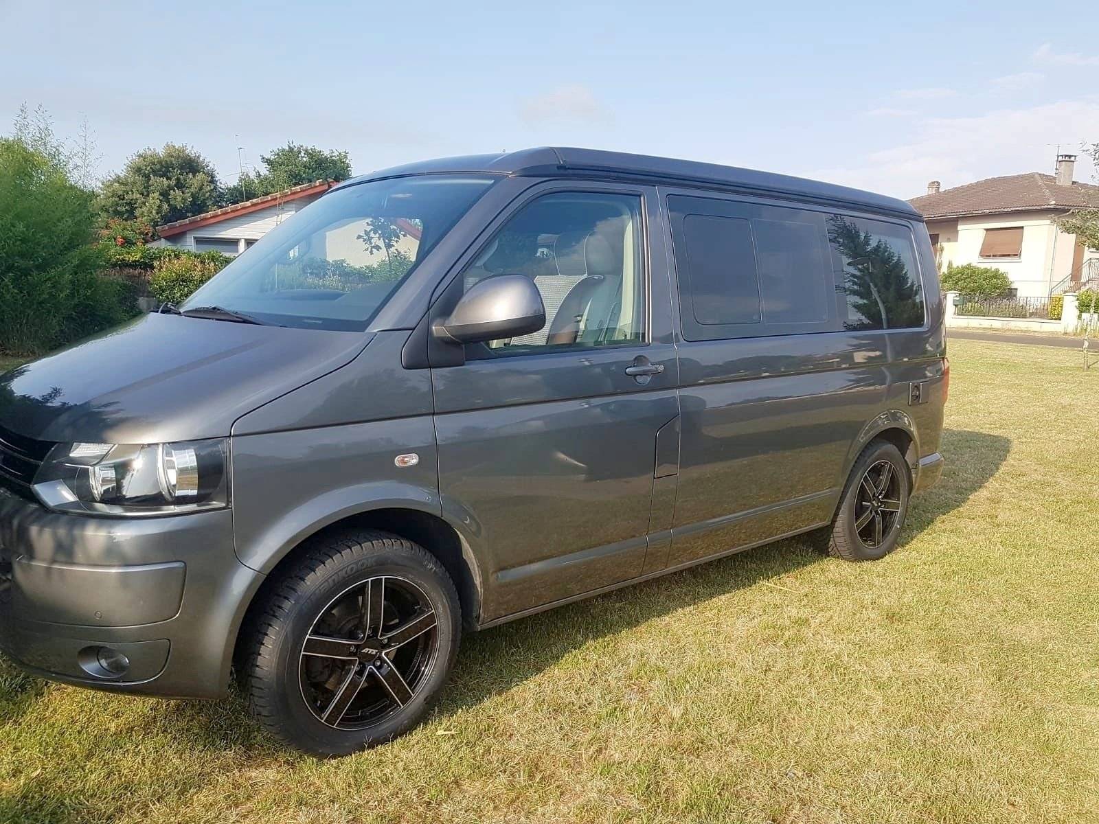 Volkswagen T5 California Coast