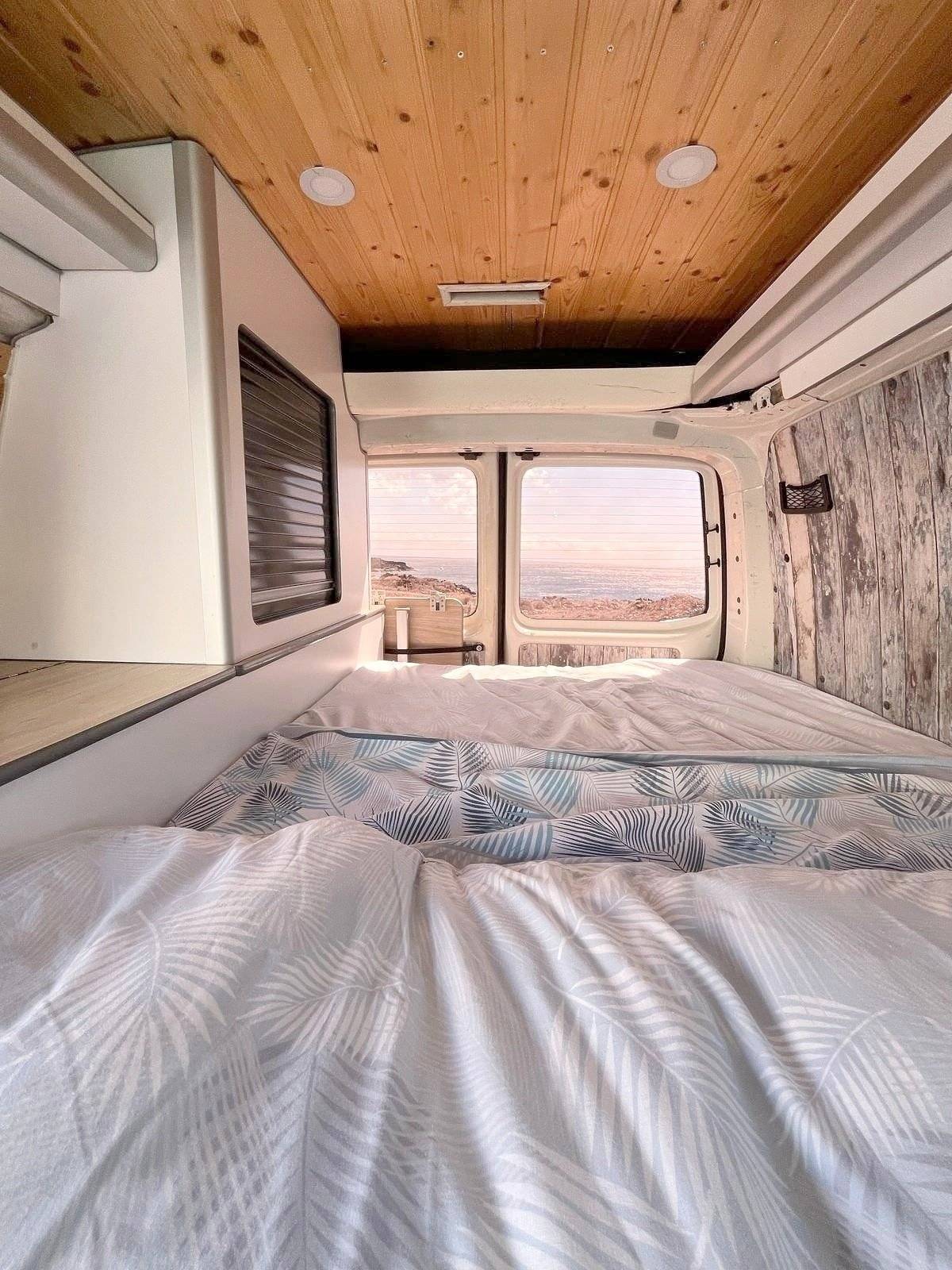 Volkswagen Transporter T5 2.5 TDI