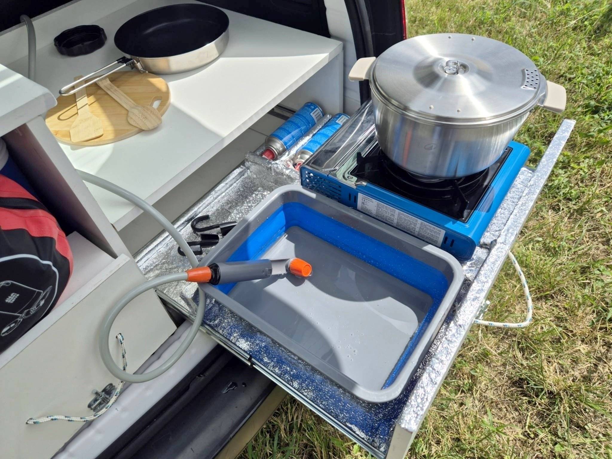 Kochnische dacia - Yescapa