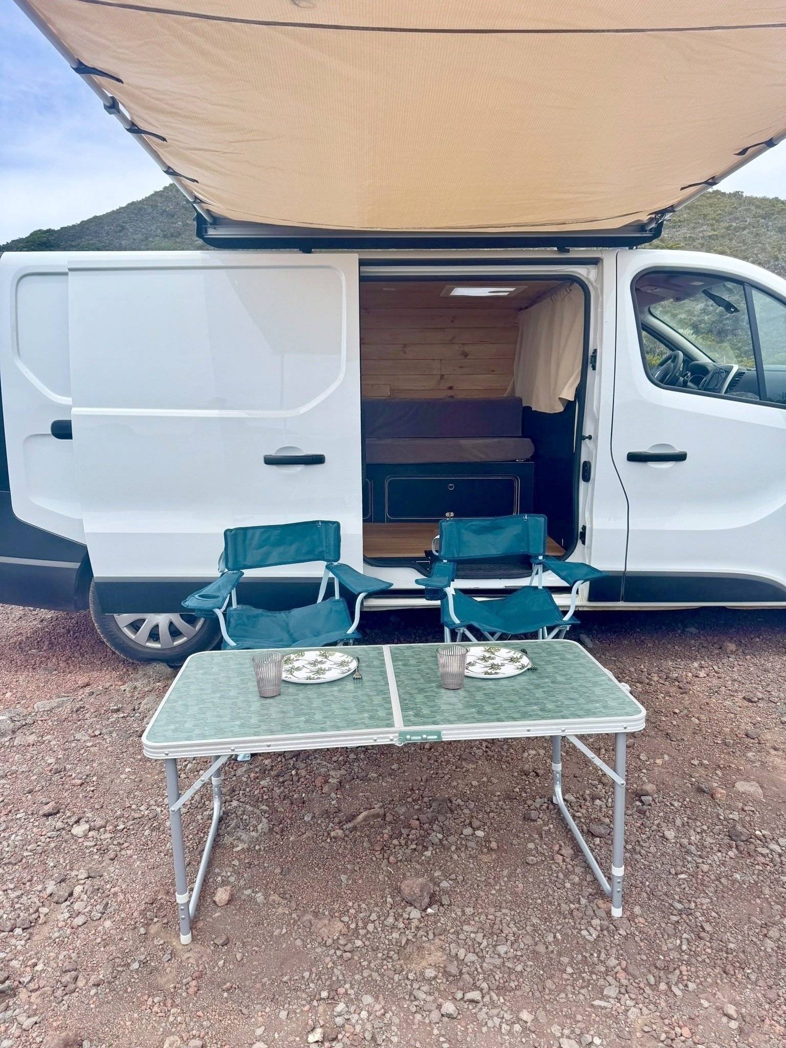 Menjador Renault Trafic3 L2H1 1,6 l 140 ch - Yescapa