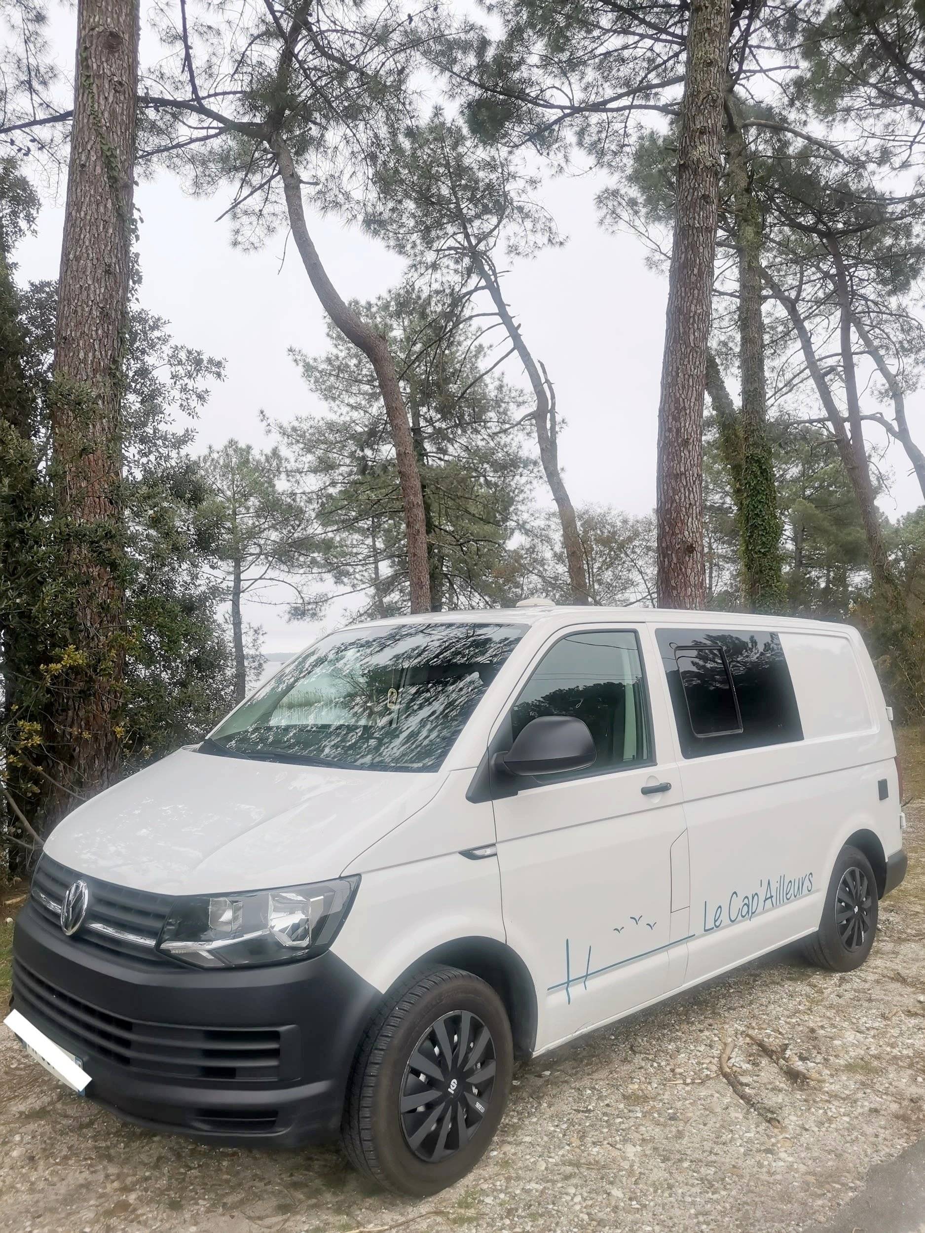 schräge Vorderansicht  - Yescapa