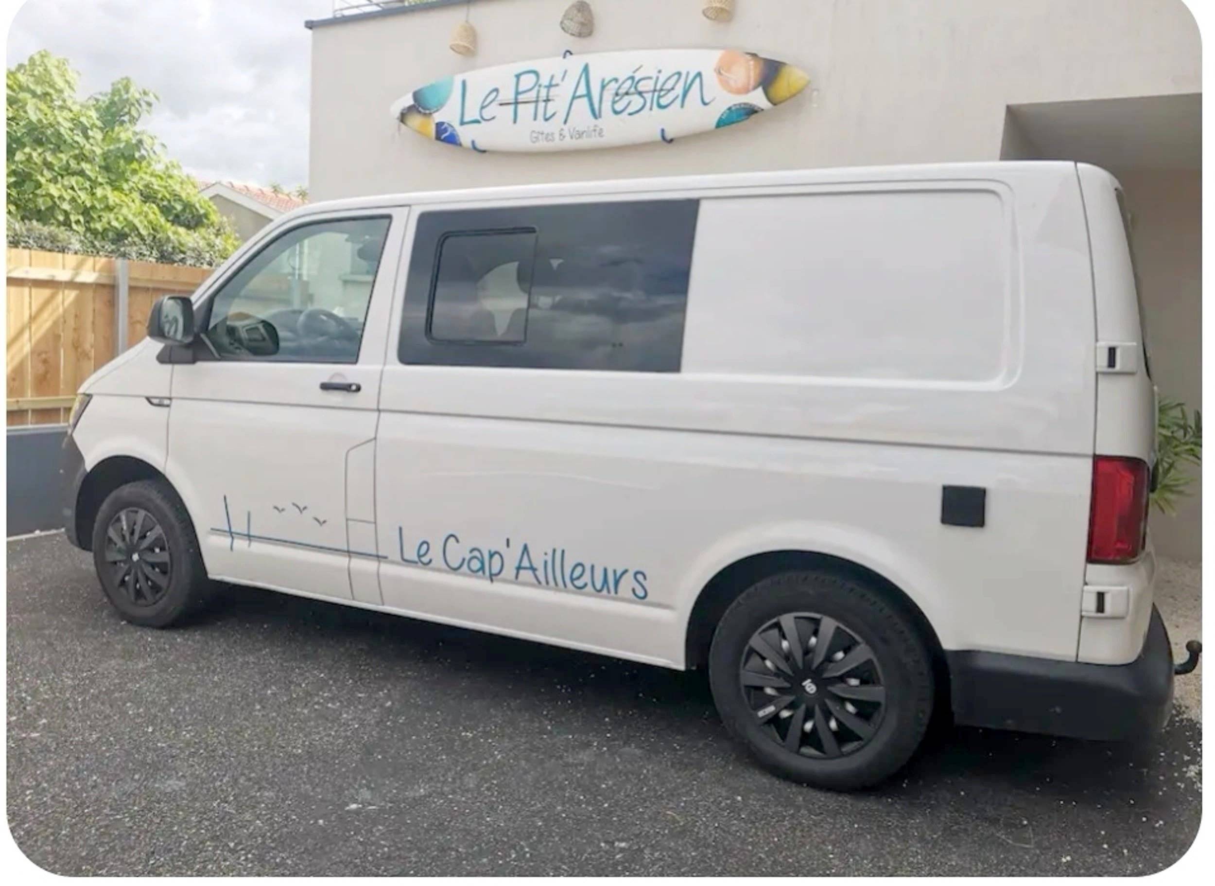 Vista frontale a ¾ Volkswagen T6 2 l 102 ch - Yescapa