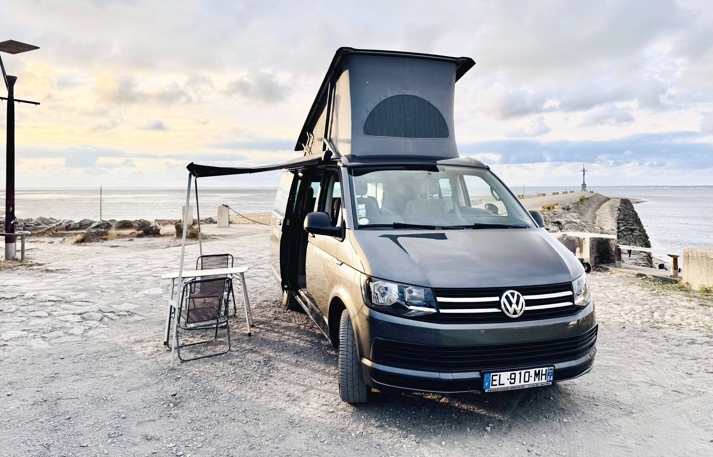 Voorkant 3/4 Volkswagen T6 2 l 150 ch - Yescapa