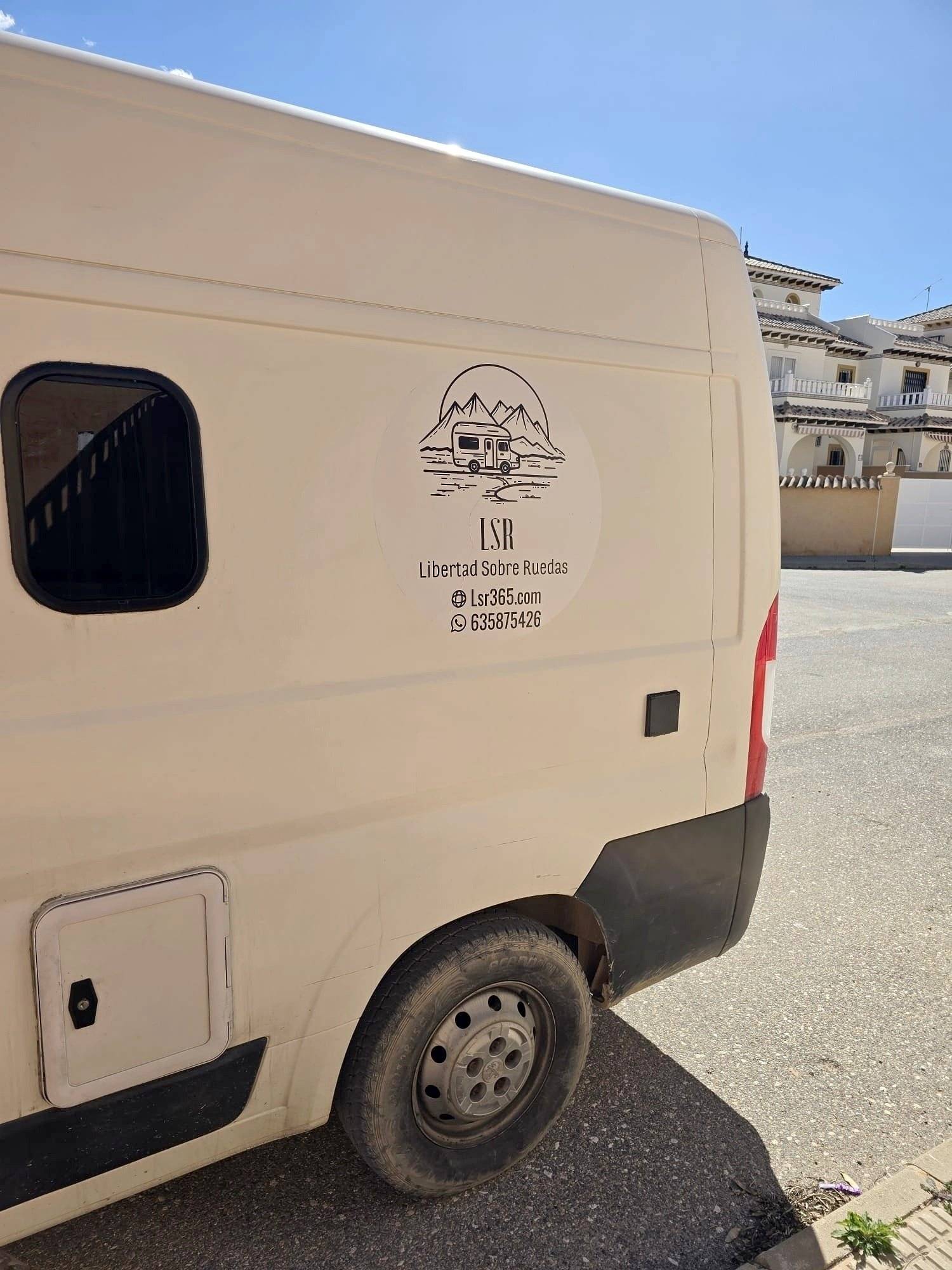 Peugeot Boxer 2,2 l 130 ch