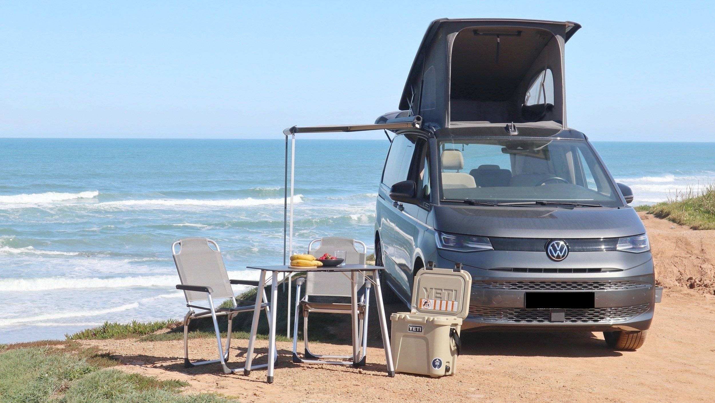 Dinette Volkswagen VOLKSWAGEN T7 CALIFORNIA COAST - Yescapa
