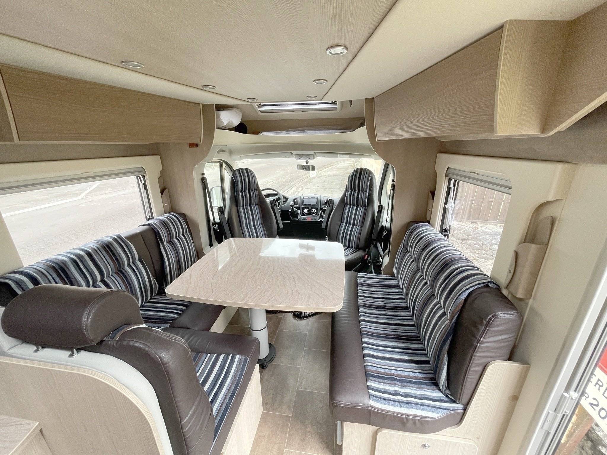 Bürstner Bürstner Ixeo time it590