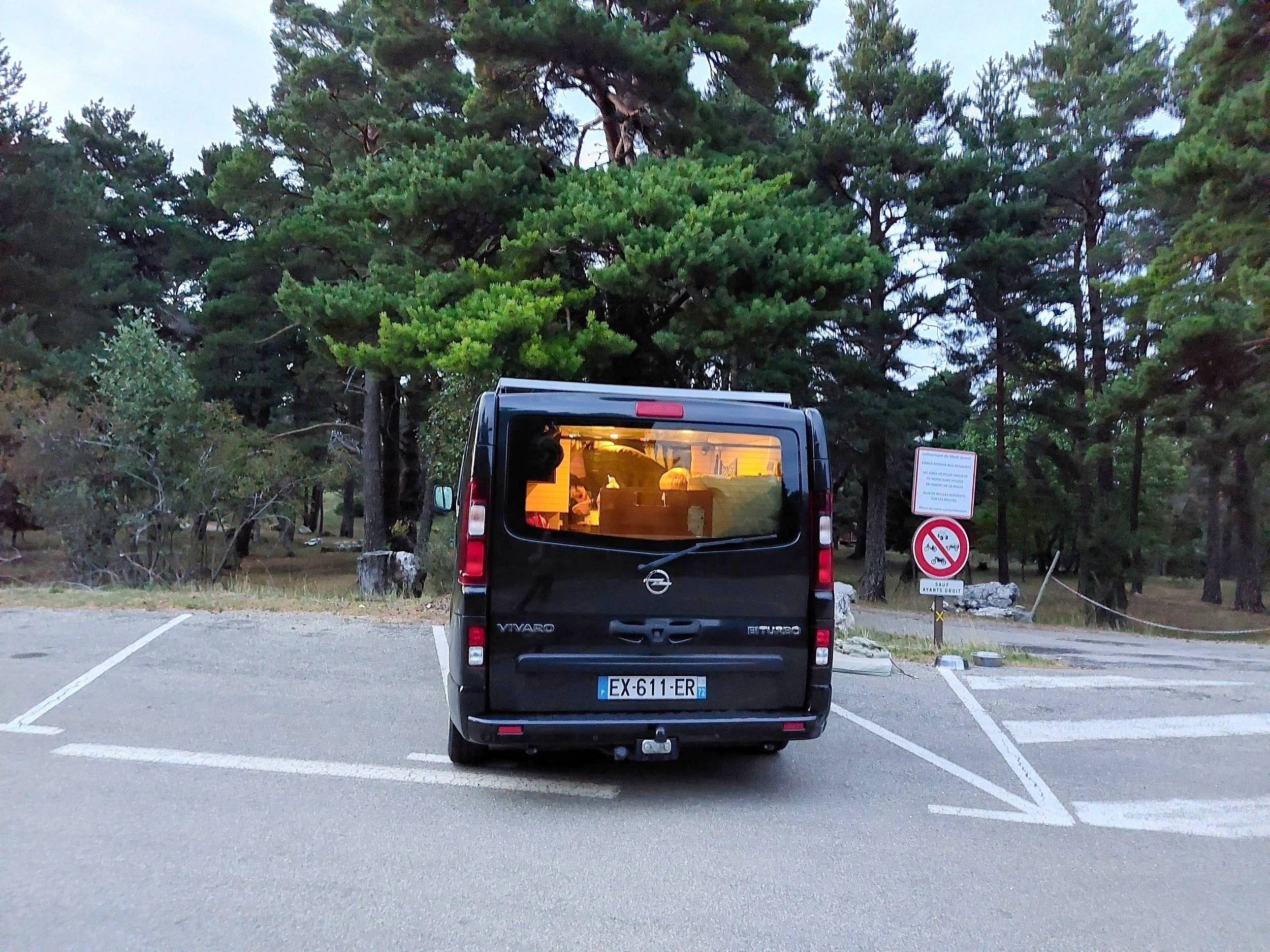 Arca Vivaro 1,6 l 120 ch