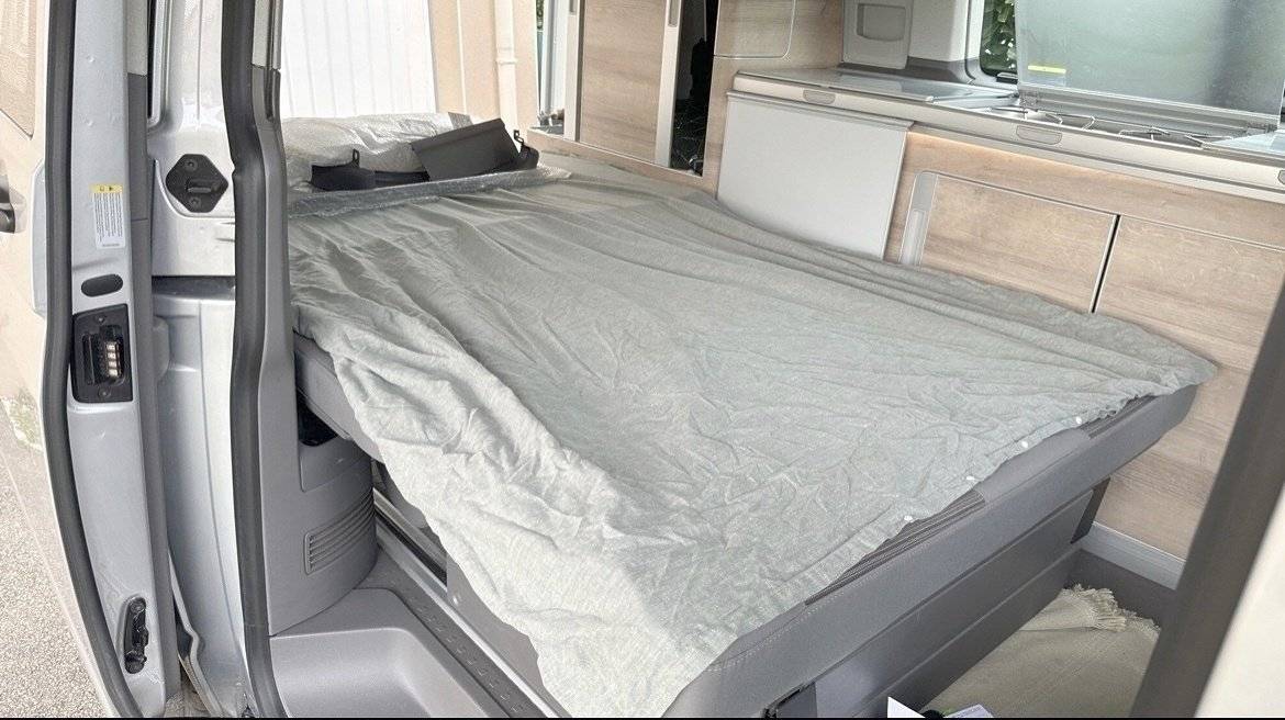 Berth Volkswagen Volkswagen T6.1 California - Yescapa