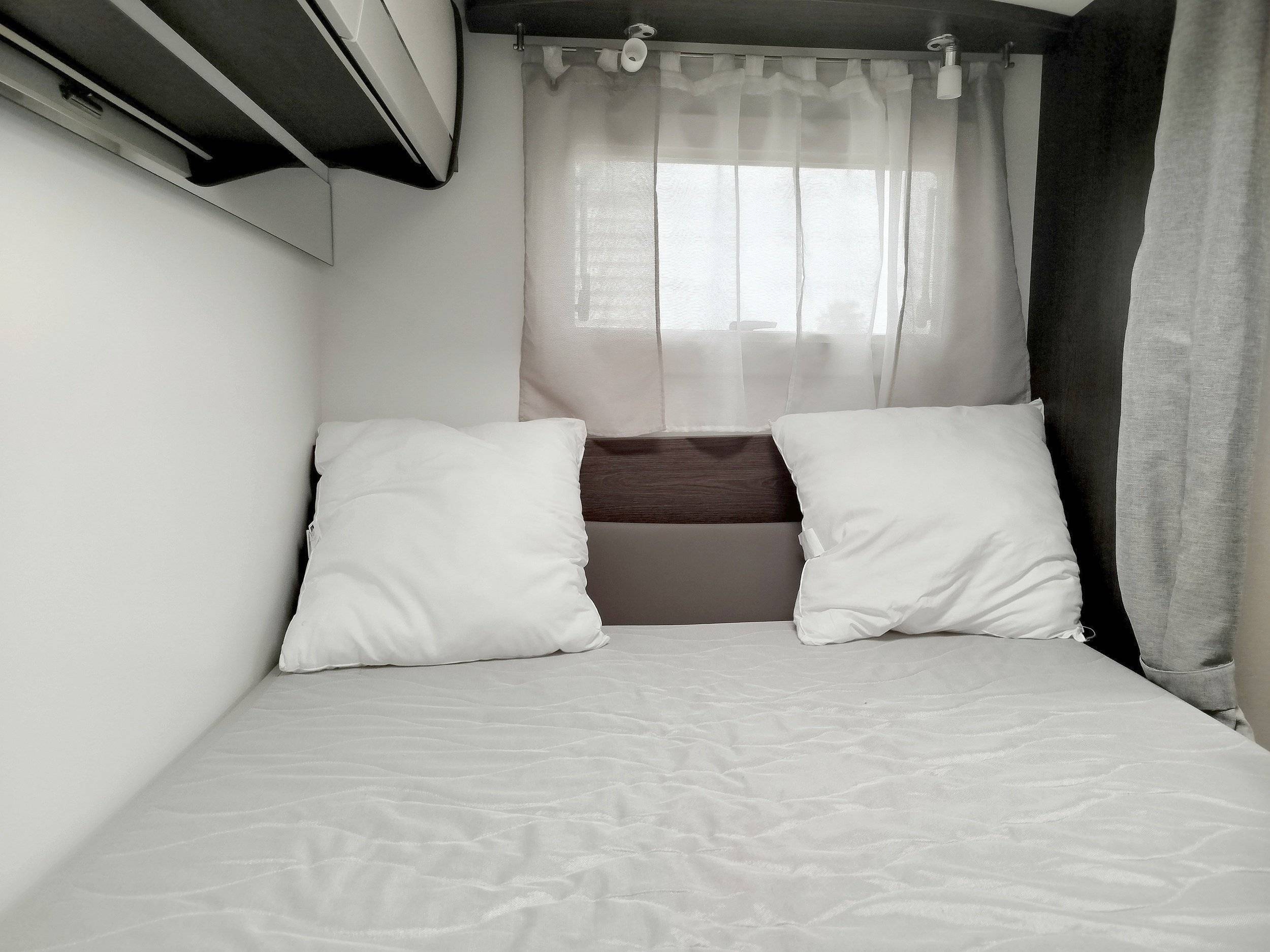 Schlafplätze Ford Transit 2,0 l 170 ch - Yescapa