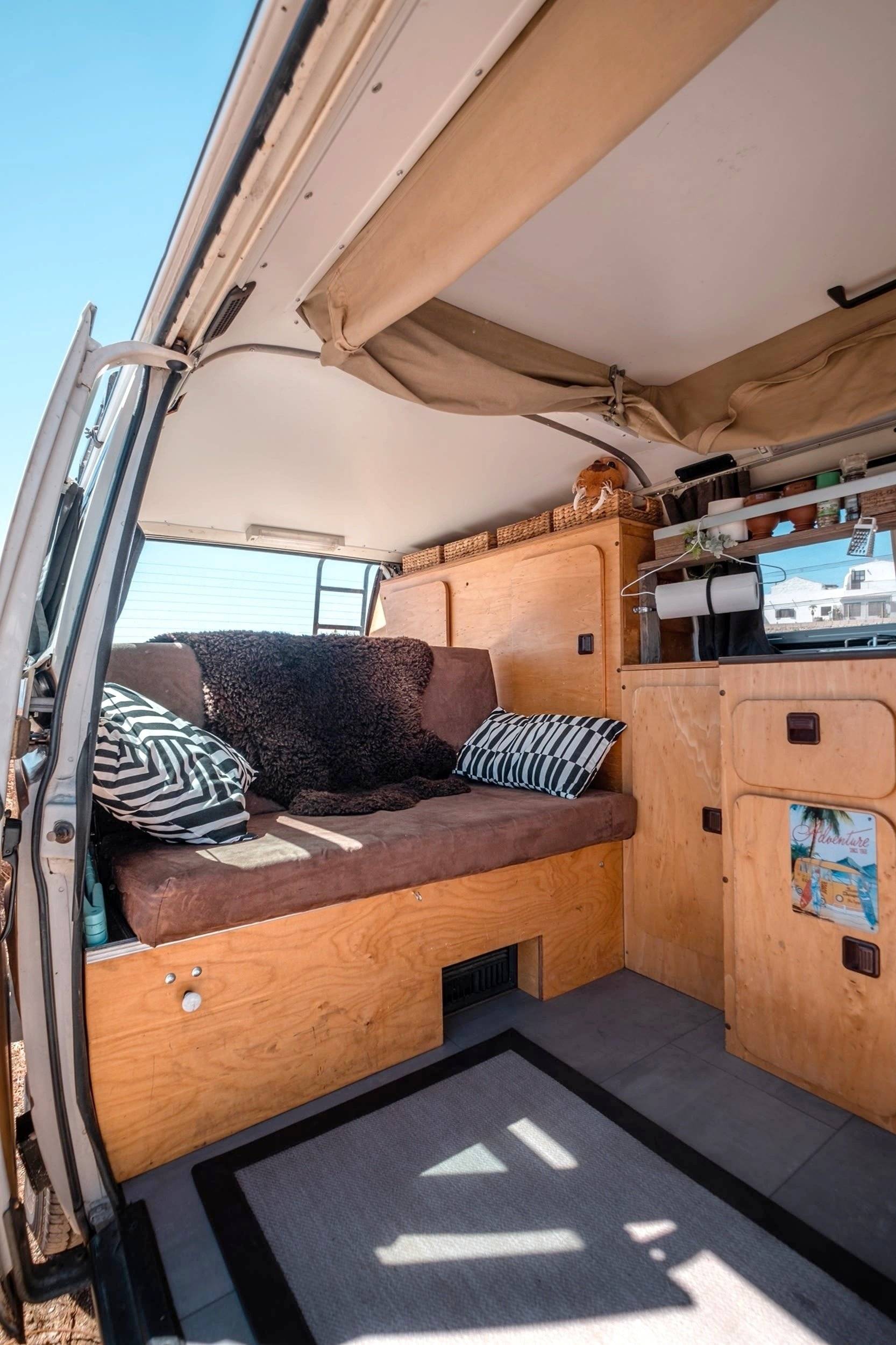 Schlafplätze Volkswagen T3 - Yescapa