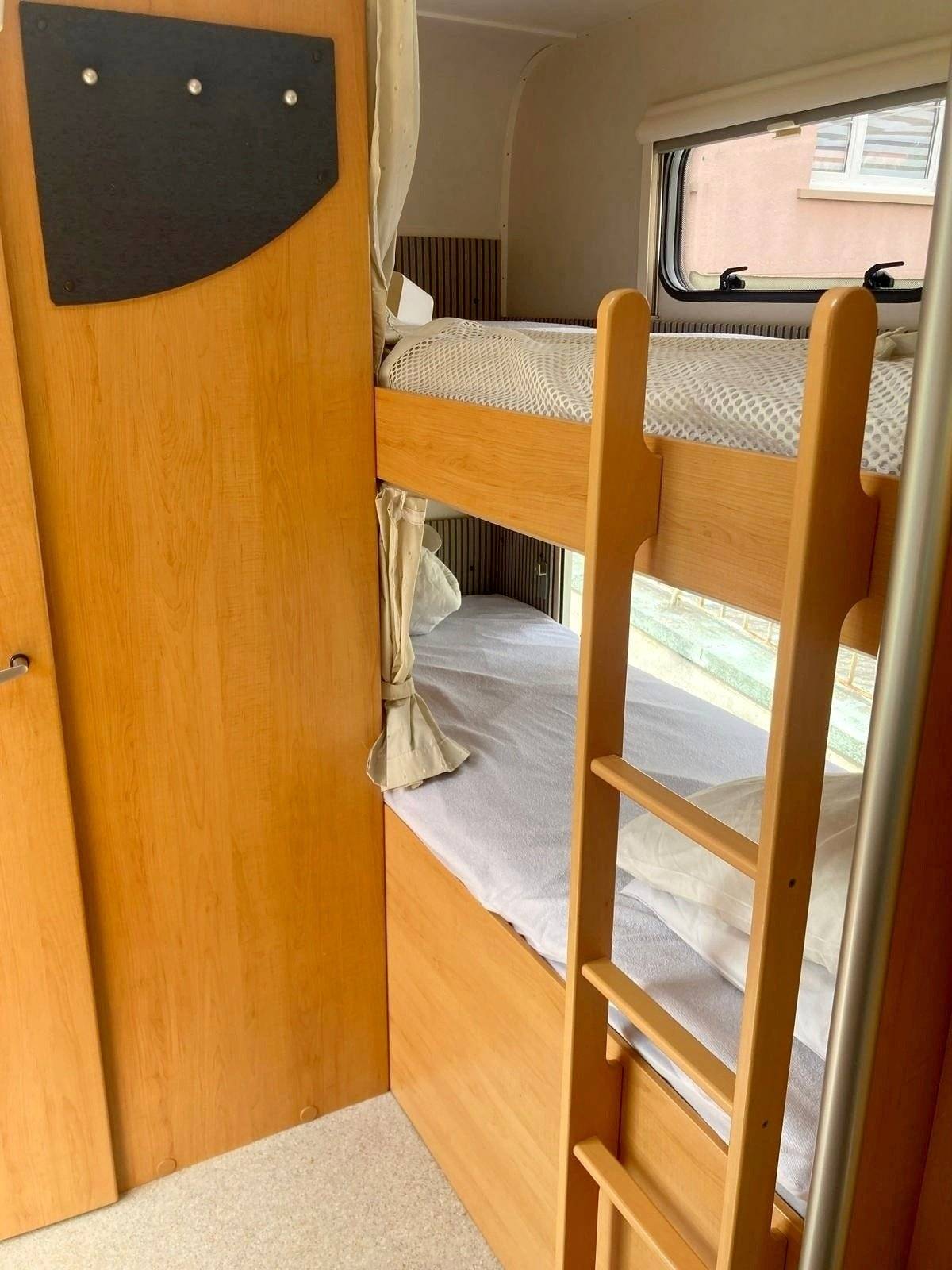 Berth Fiat - Yescapa