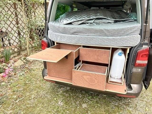 Volkswagen T5 2 l 140 ch