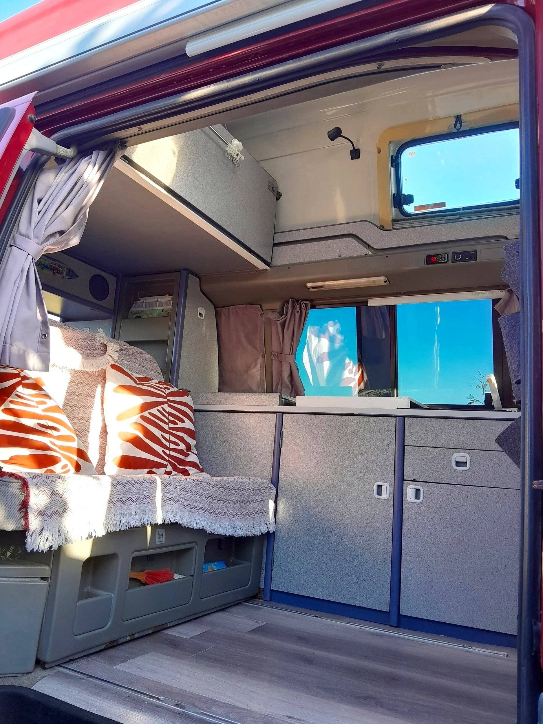 Volkswagen California Camper