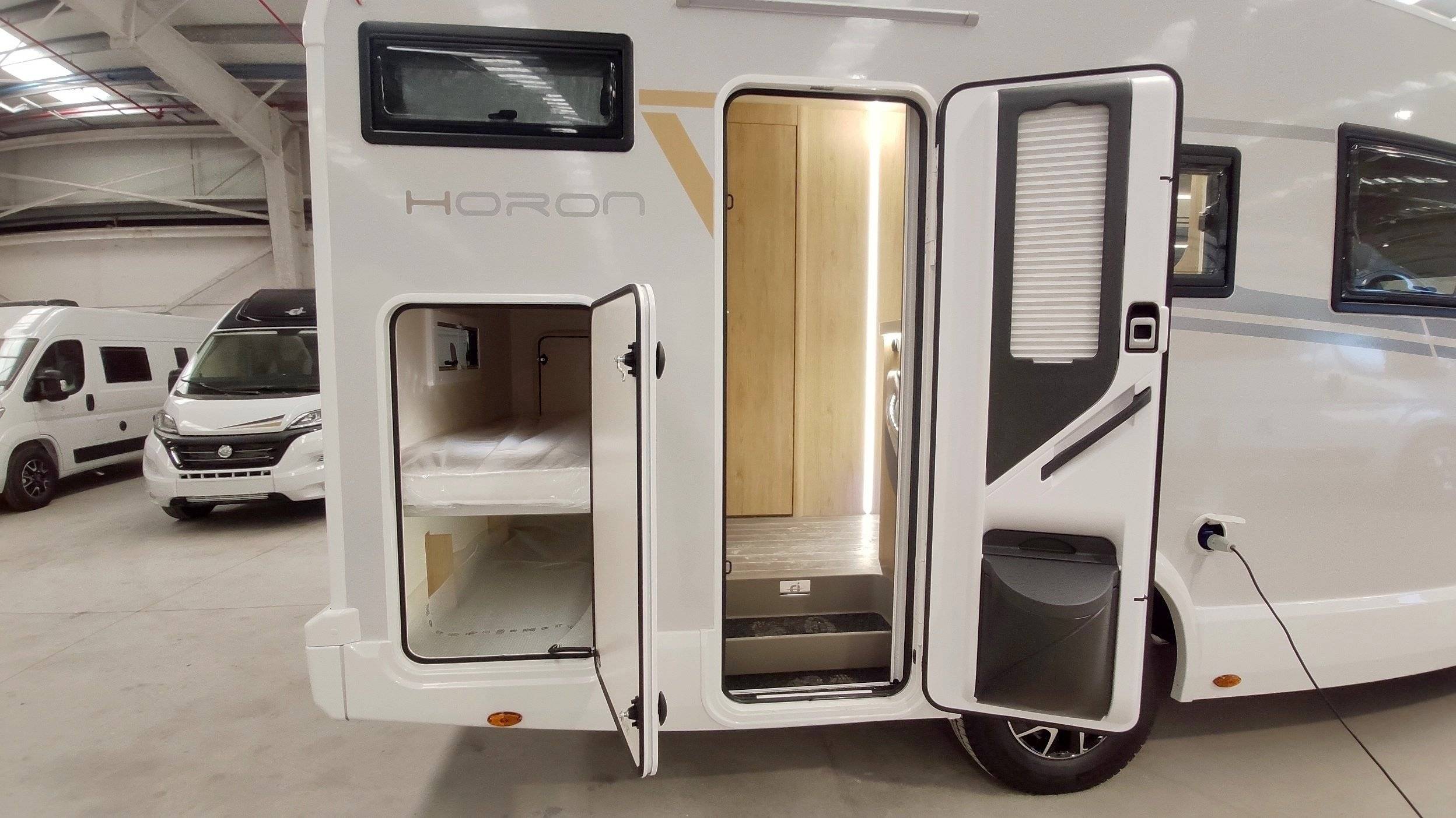 CI HORON 74 XT - 6 PL - Nº 12 -