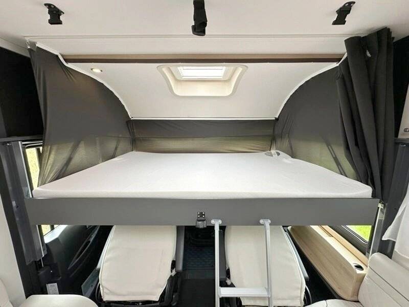 Berth Fiat Fiat Ducato, 2.3 l 140 Multijet, Euro 6d-Temp - Yescapa