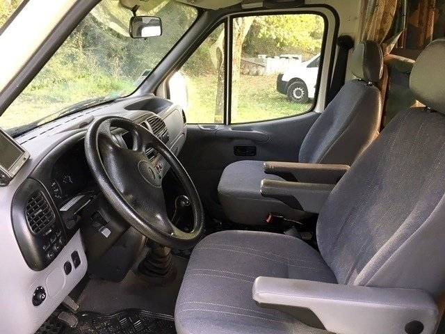 Challenger ford transit