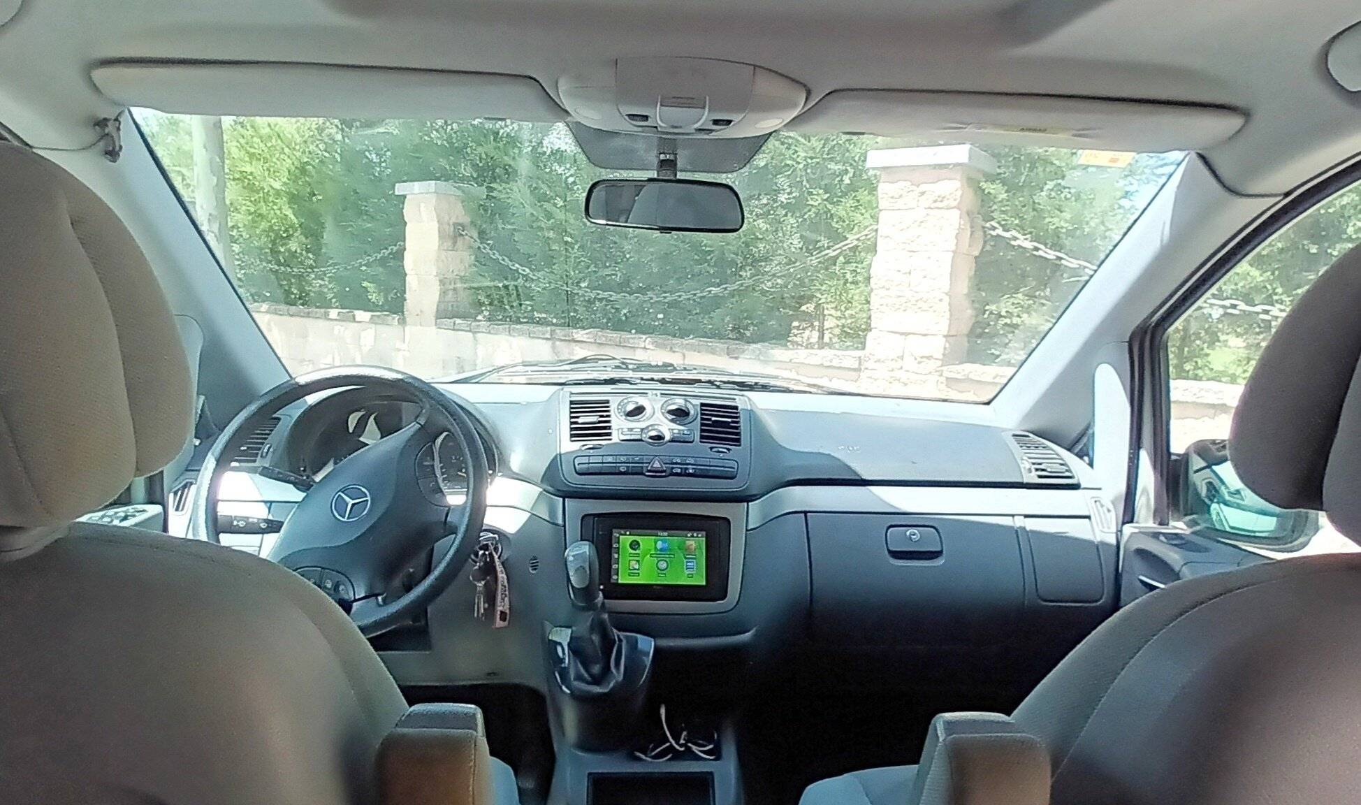 Lloc de conducció Mercedes 2,2 l CDI 160 ch. - Yescapa