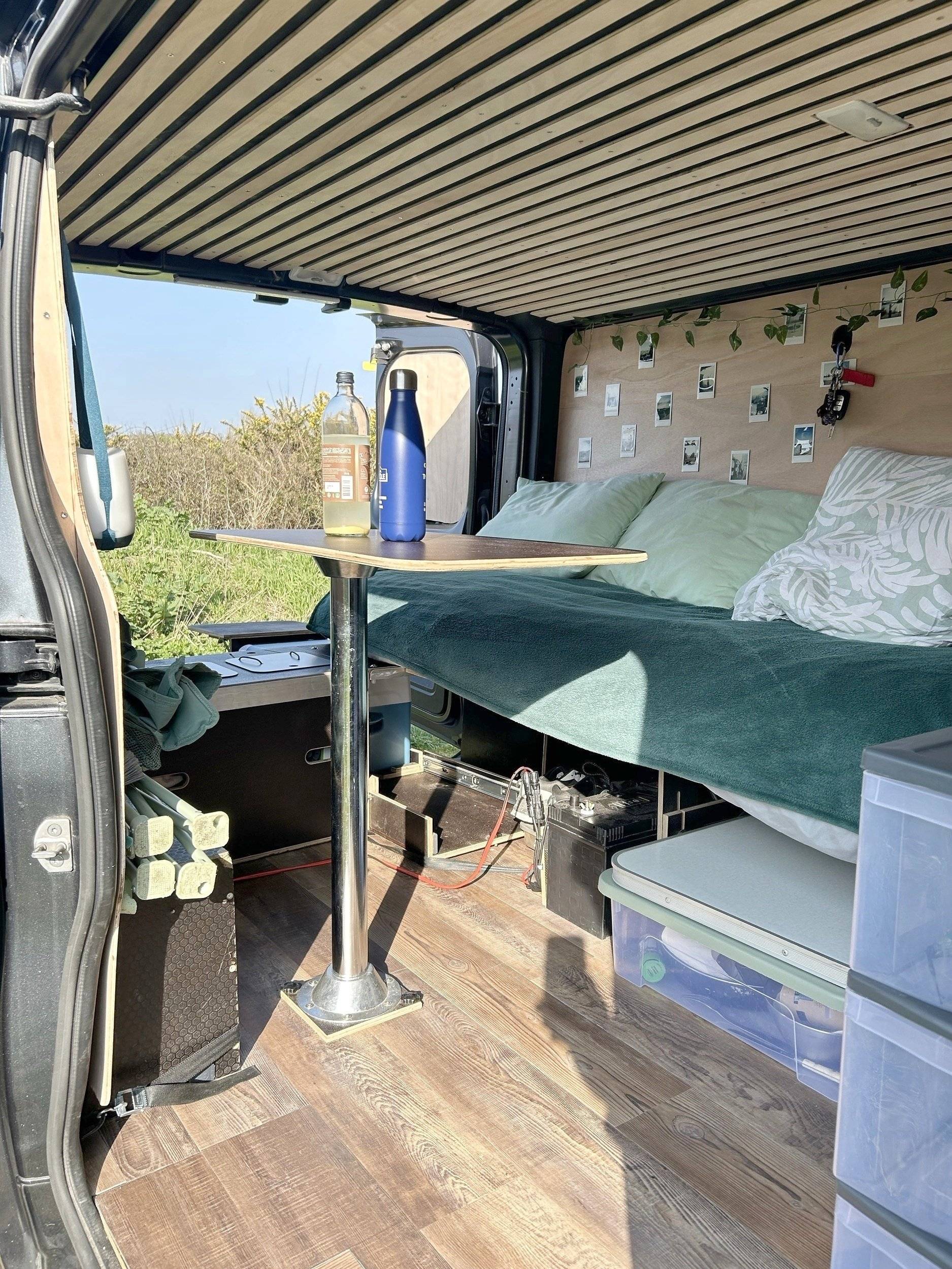 Menjador Renault Trafic 3 - Yescapa