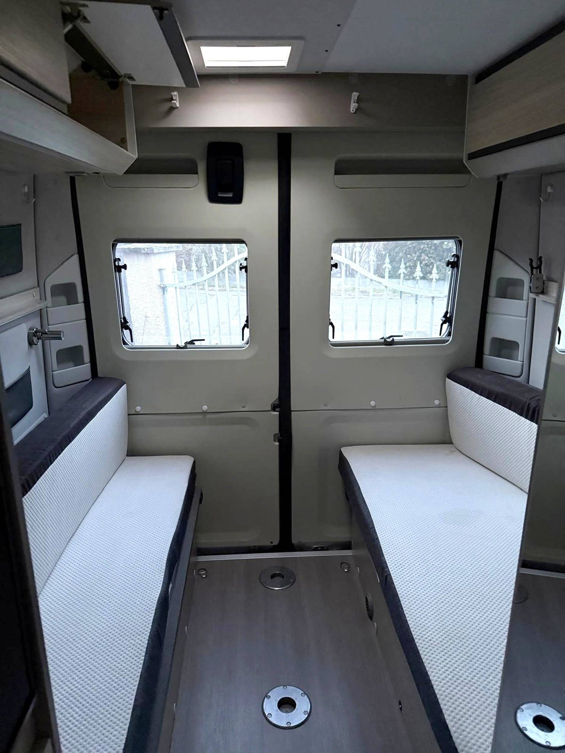 Adria ADRIA TWIN 600 SPB FAMILY PLUS