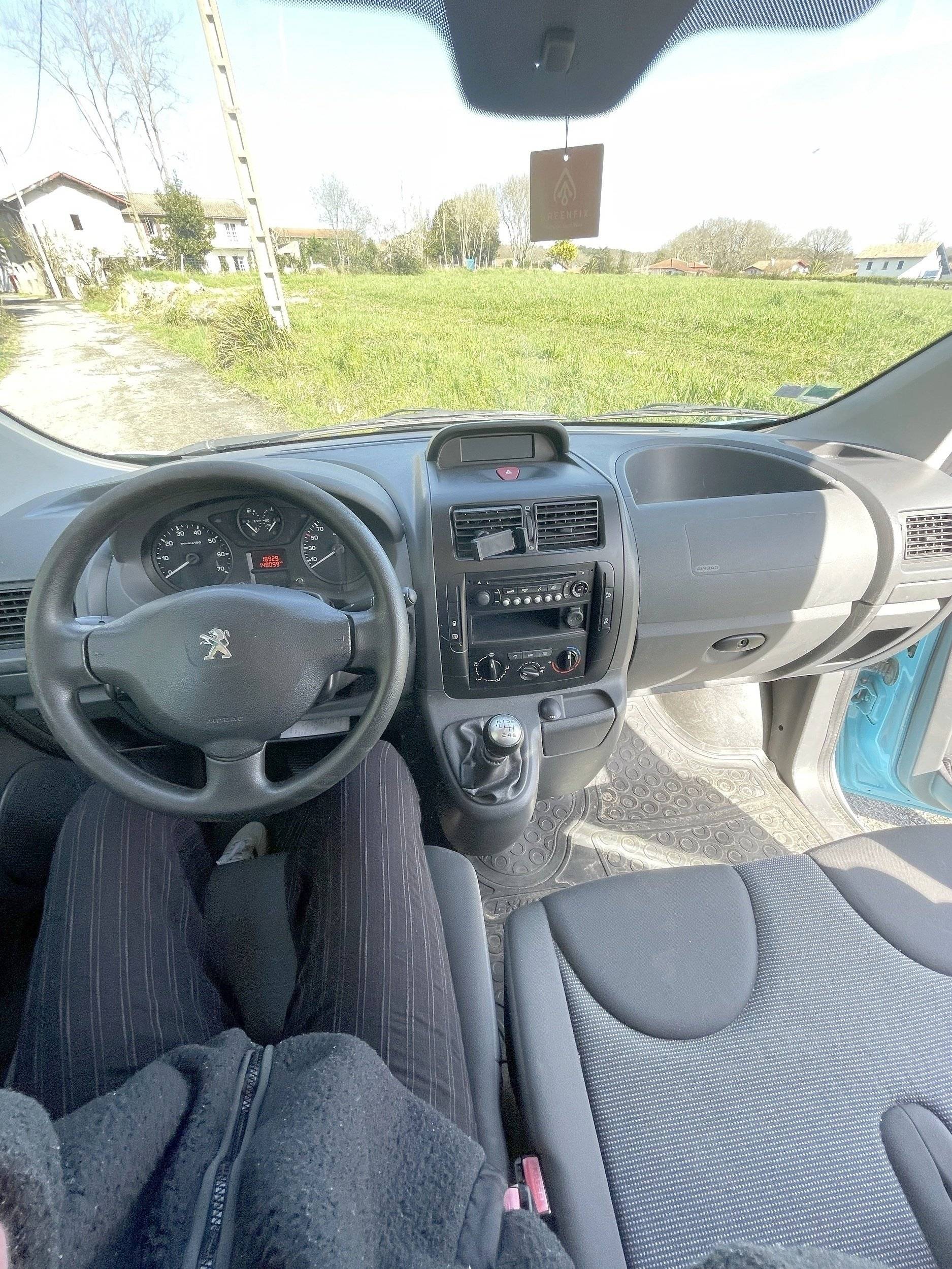 Cabina di guida Peugeot peugeot expert - Yescapa