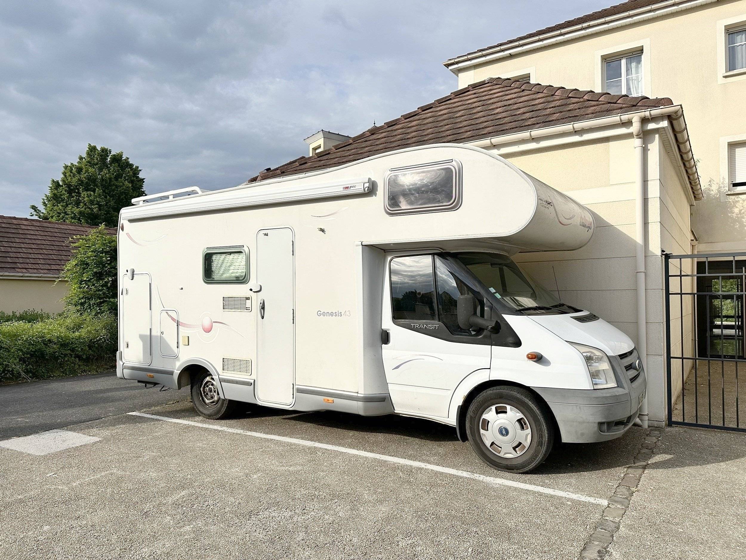 Challenger Transit 2,2 l 125 ch