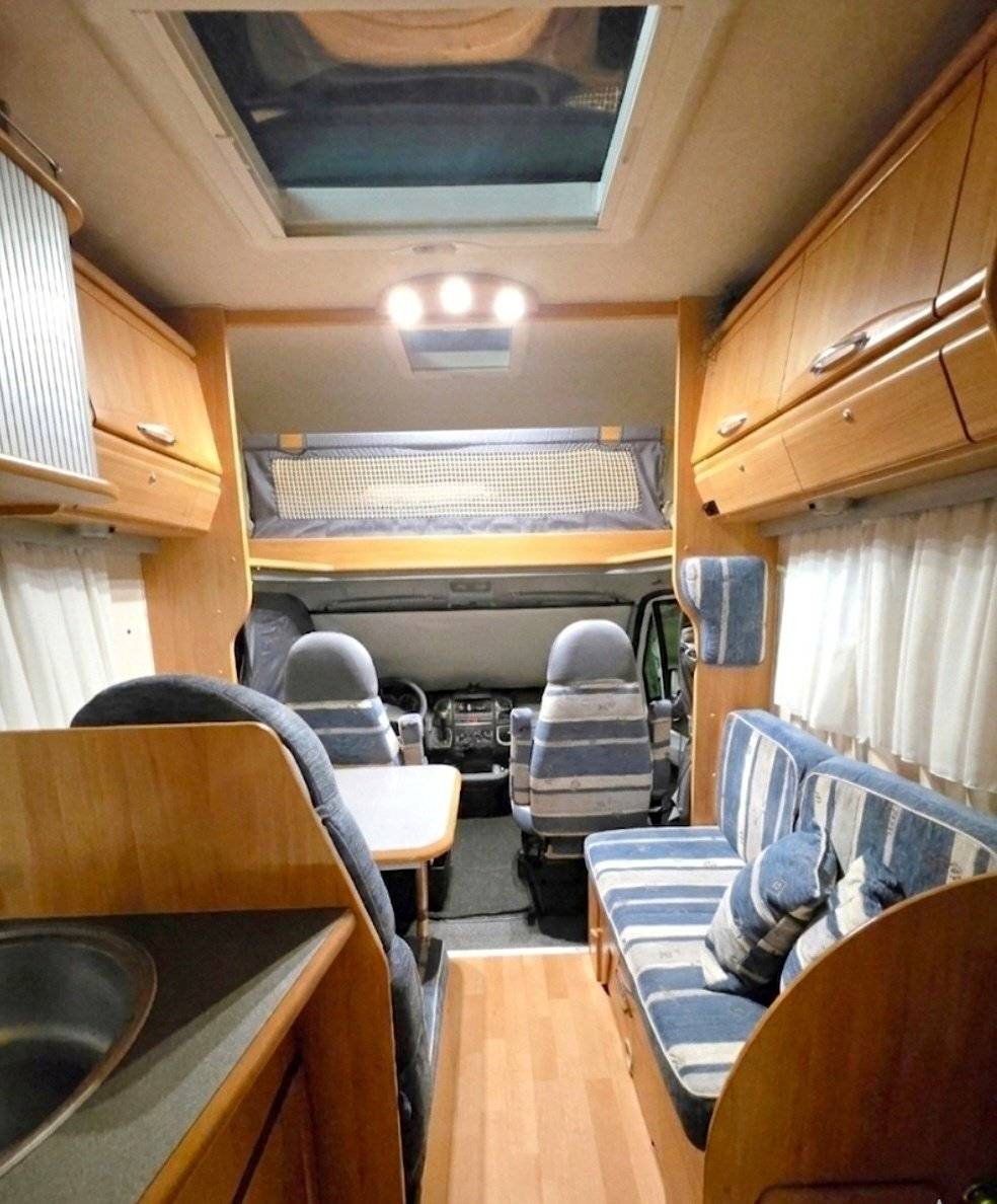 Adria Adriatik 655 sp coral 2.8