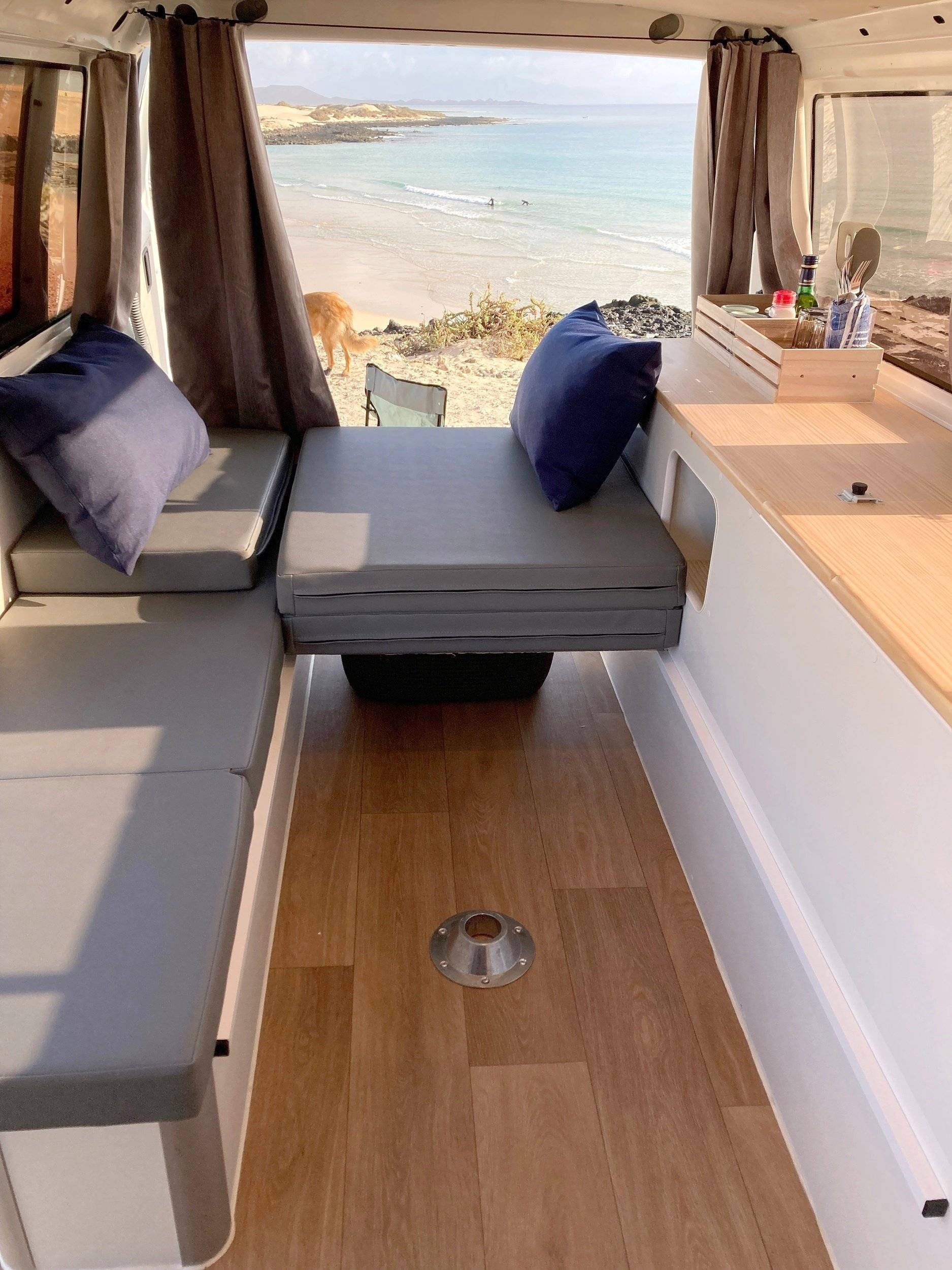 Dinette Volkswagen 1.9TD - Yescapa