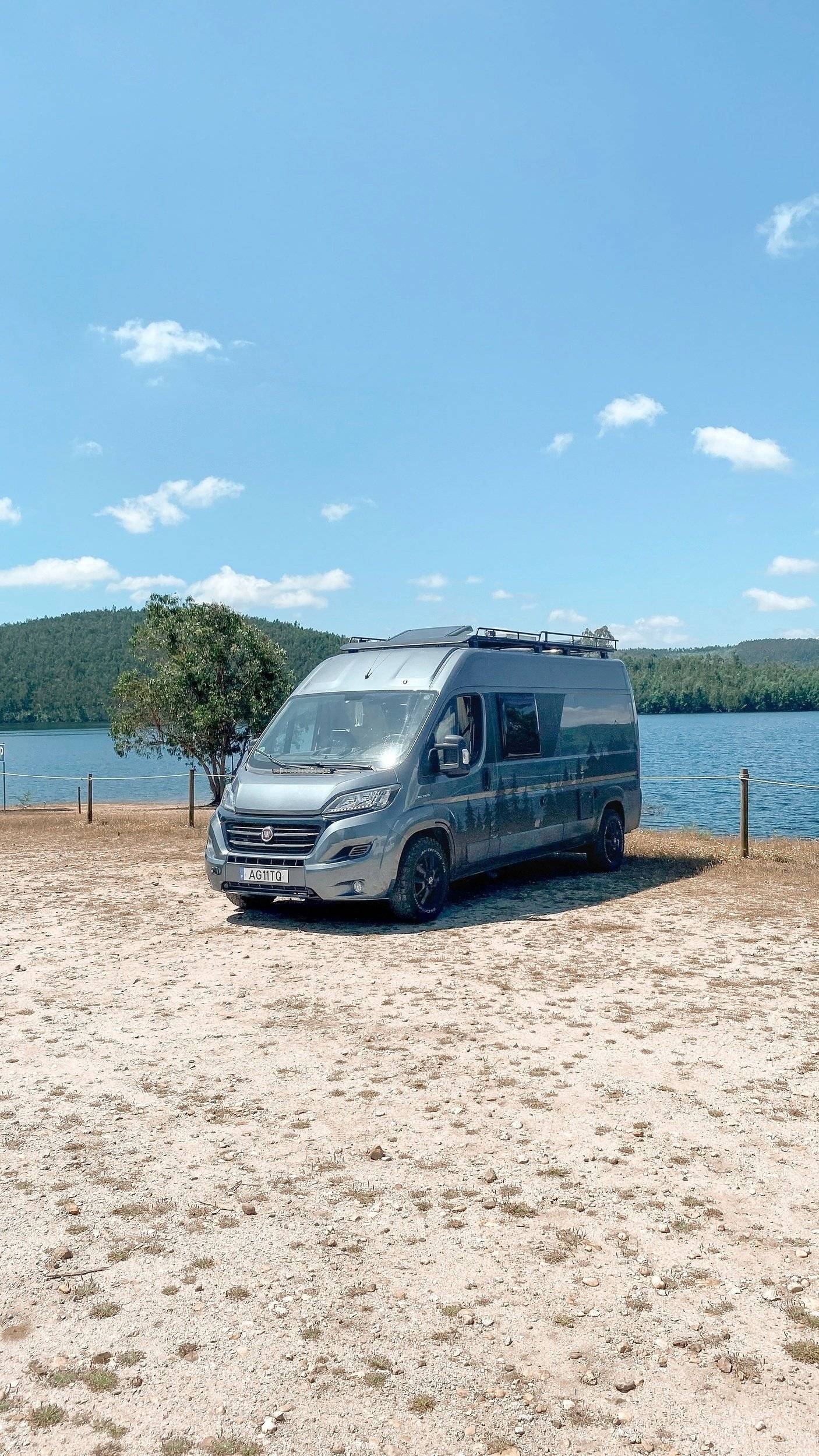 Vista de 3/4 Fiat Ducato - Yescapa