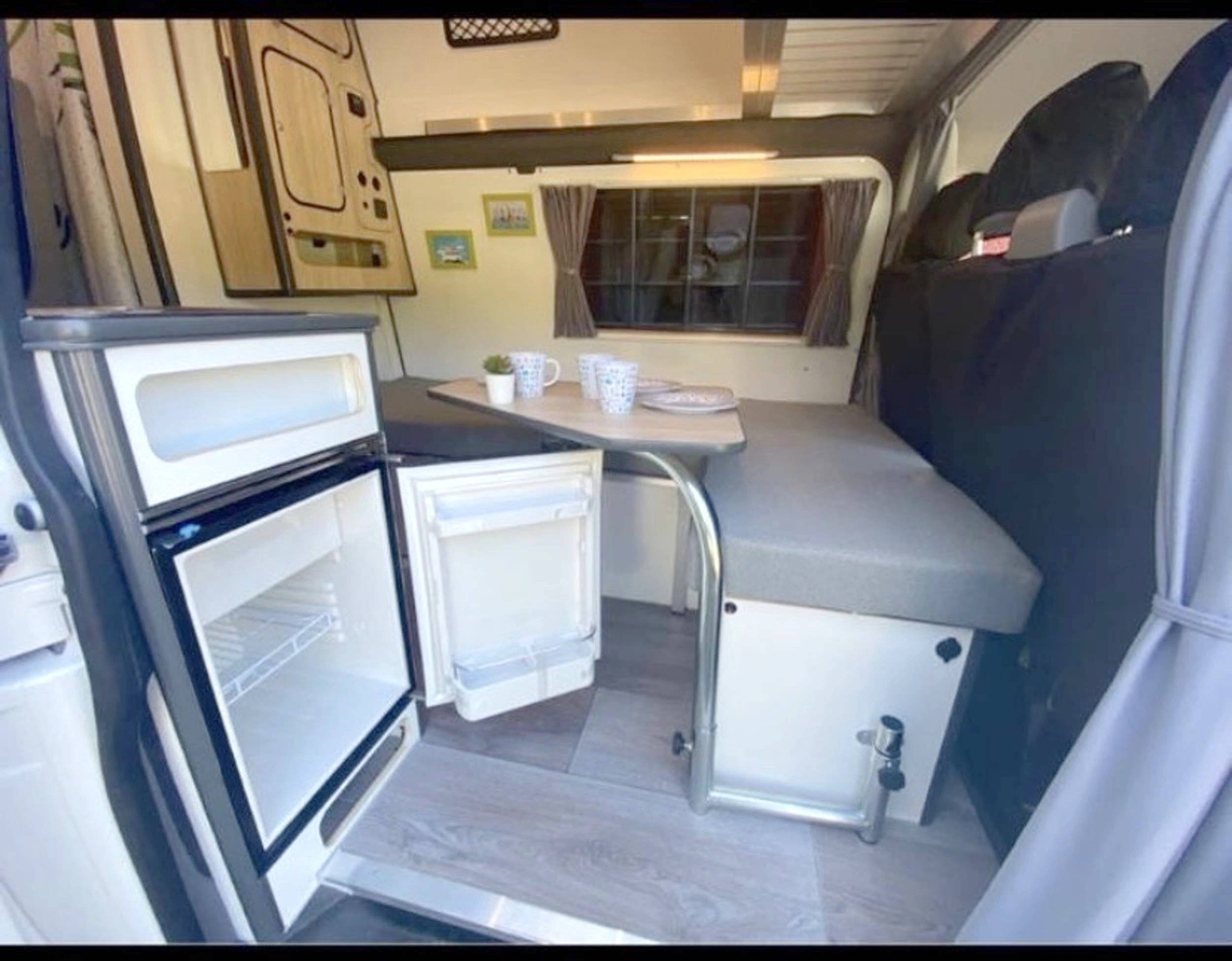 Cocina Volkswagen Volkswagen Transporter T5.1 - Yescapa