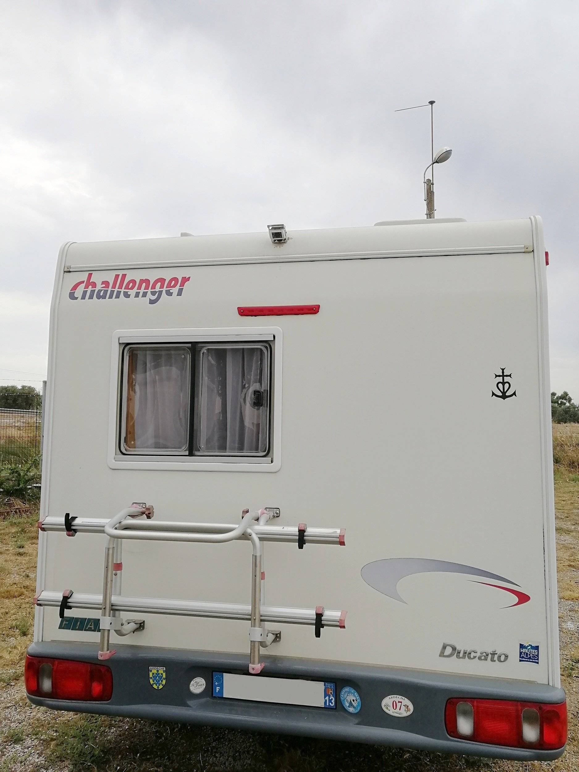 Challenger Challenger 105