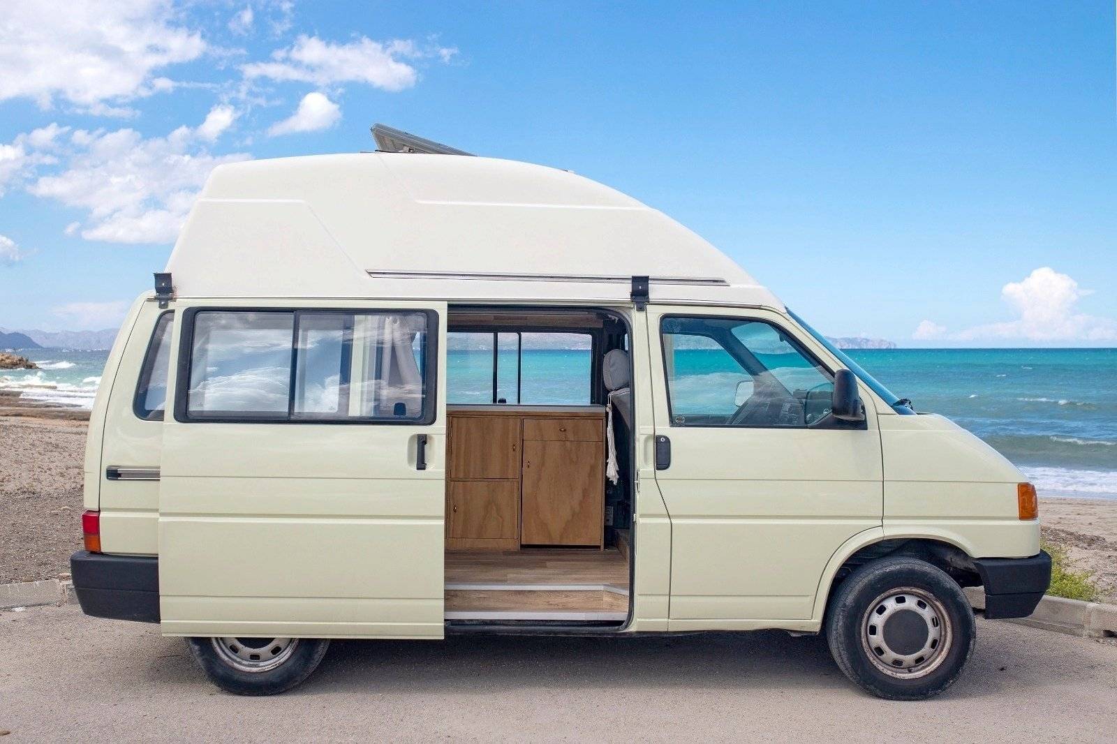 Volkswagen california