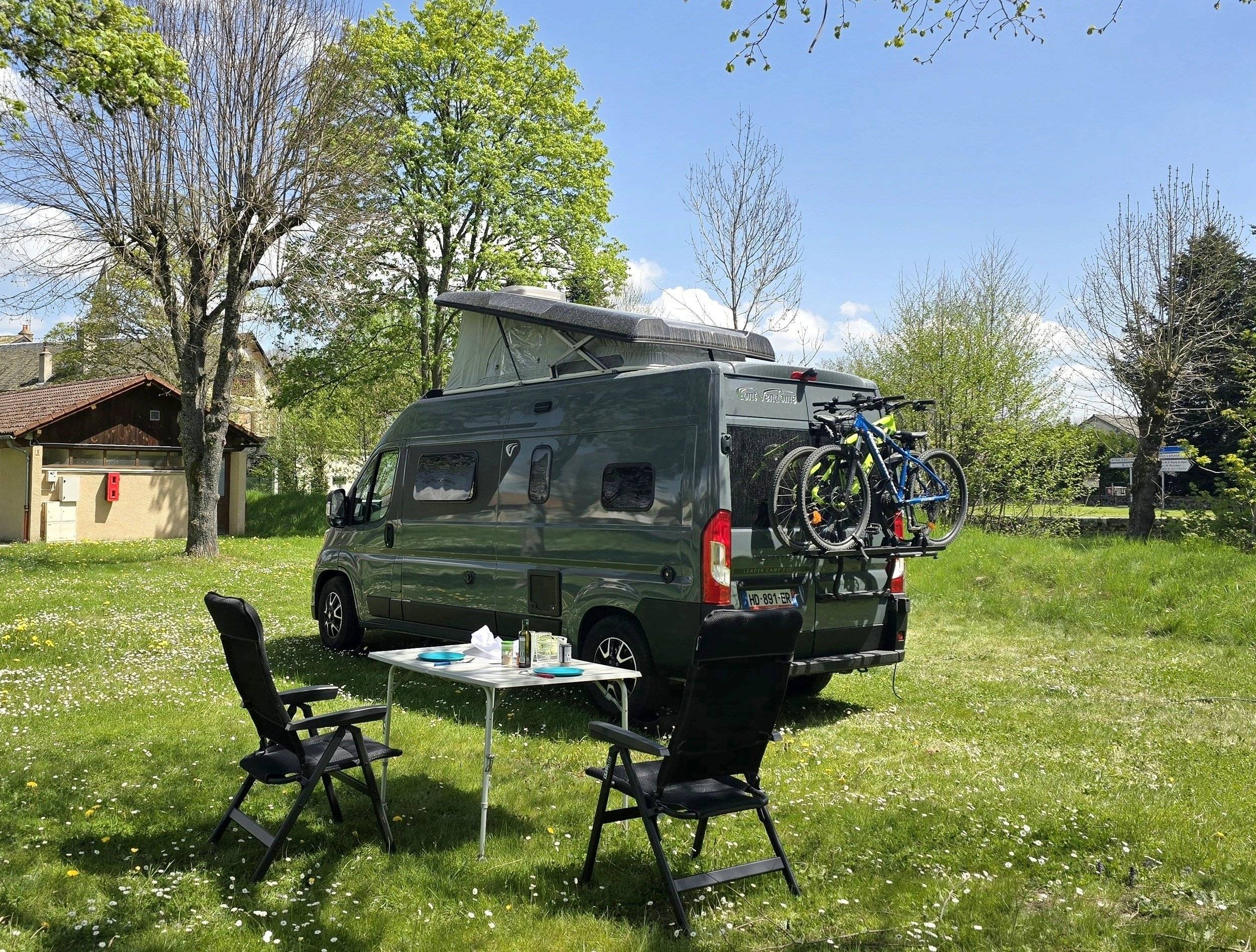 Font Vendôme Leader Camp