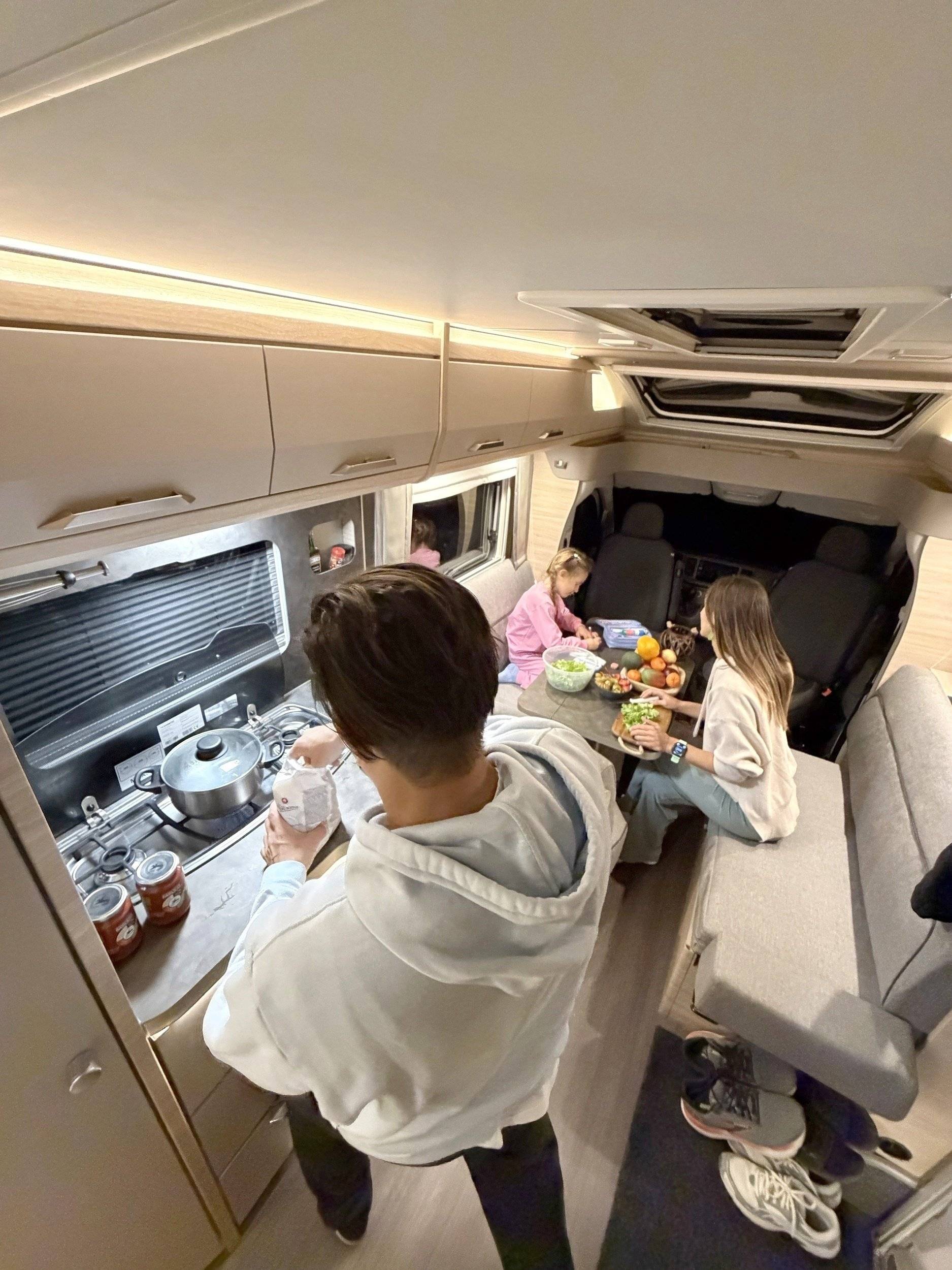 Knaus VAN TI PLUS PLATINUM 700 LF