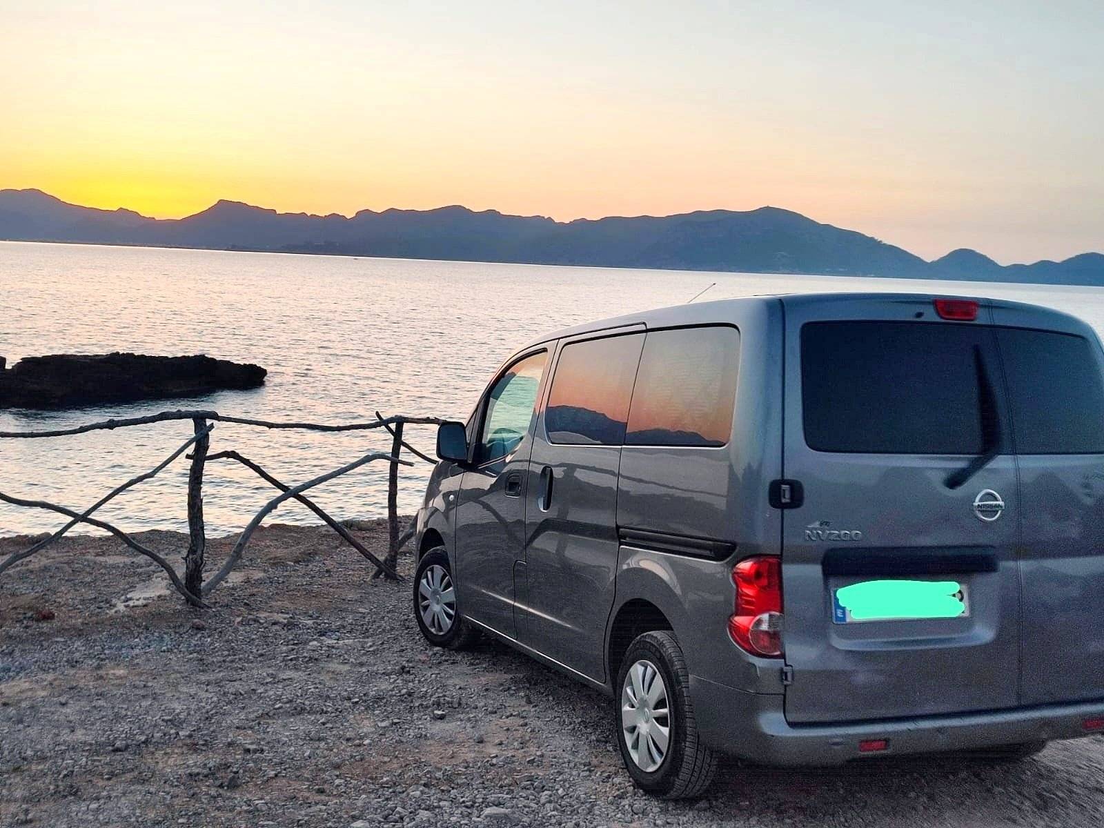 Nissan NV200 