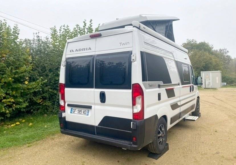 Adria ADRIA TWIN Sport 600 SPB