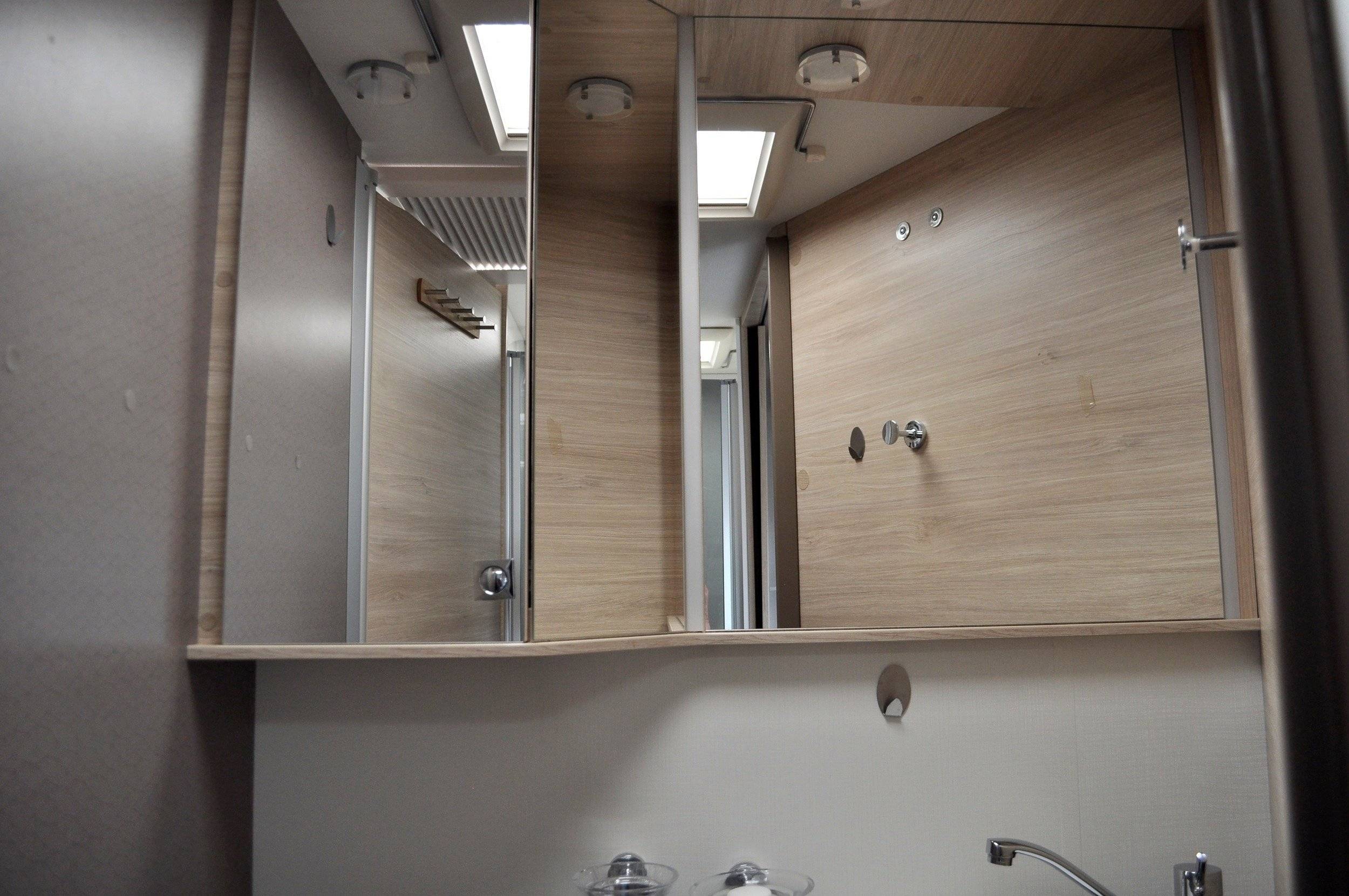 Challenger Challenger 328 VIP 