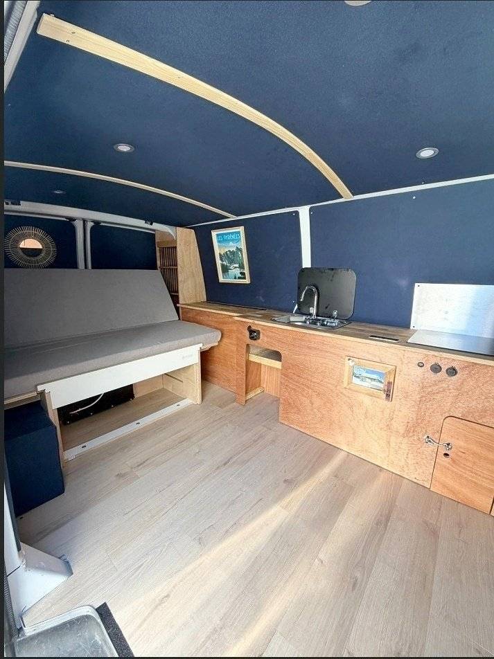 Comedor Volkswagen T6 2 l TDI 150 ch - Yescapa