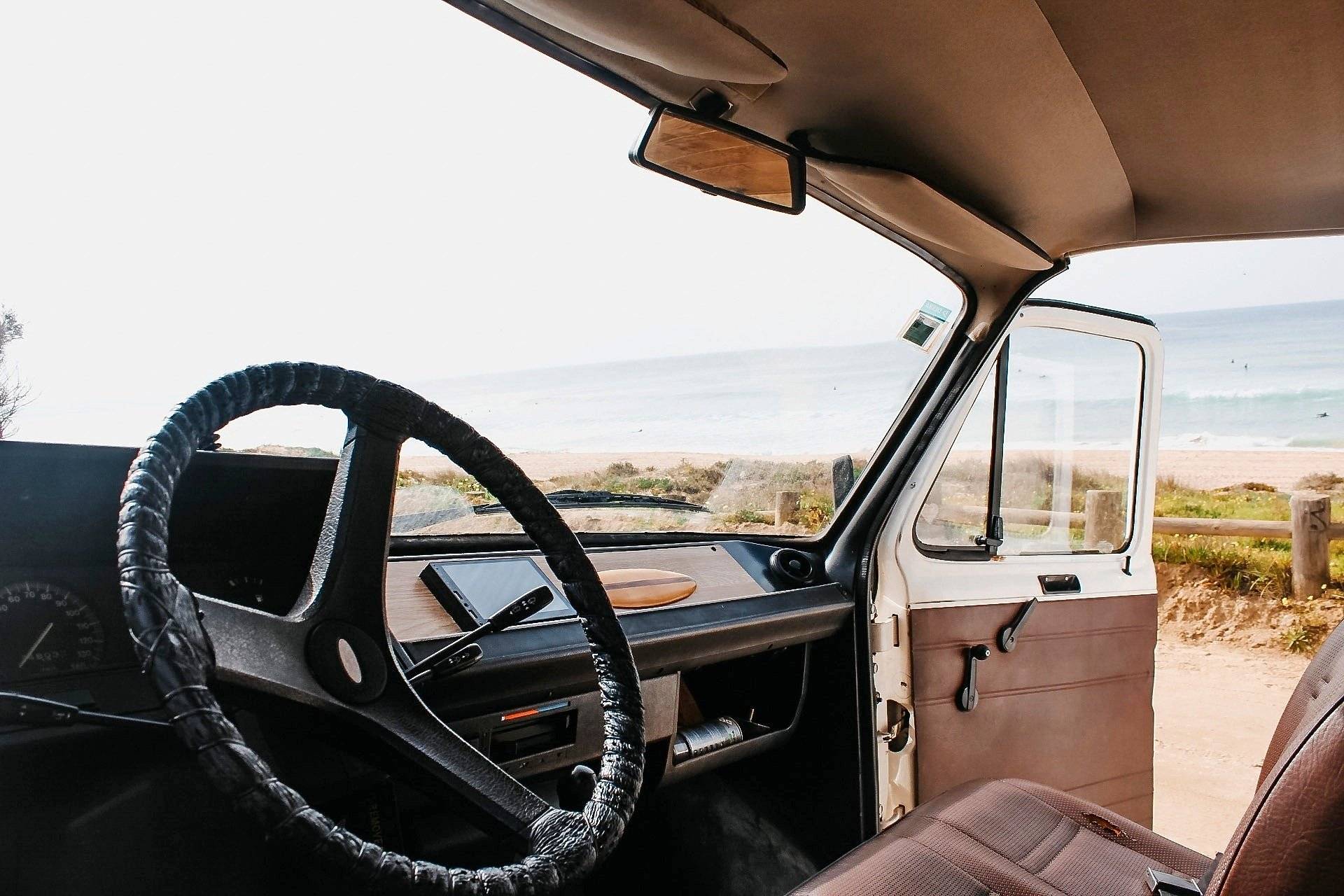 Car Caravane Ford transit