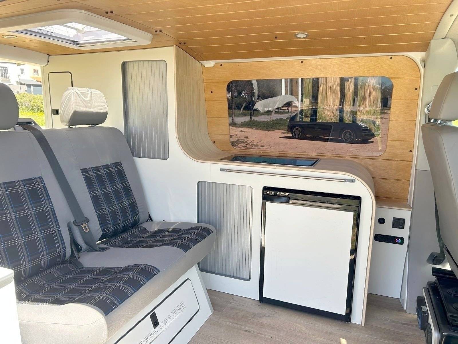 Angolo cucina Volkswagen T6 2,0 l 150 ch - Yescapa