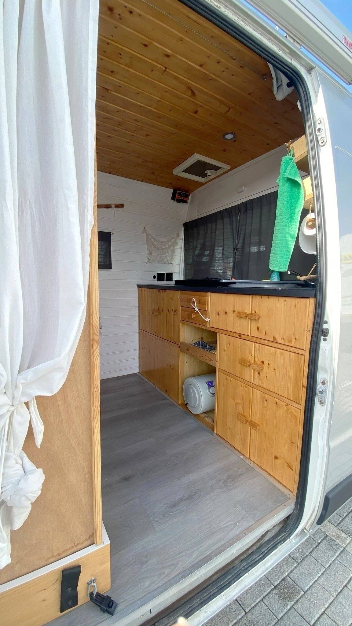 Kochnische Peugeot PEUGEOT BOXER L3H2 - Yescapa