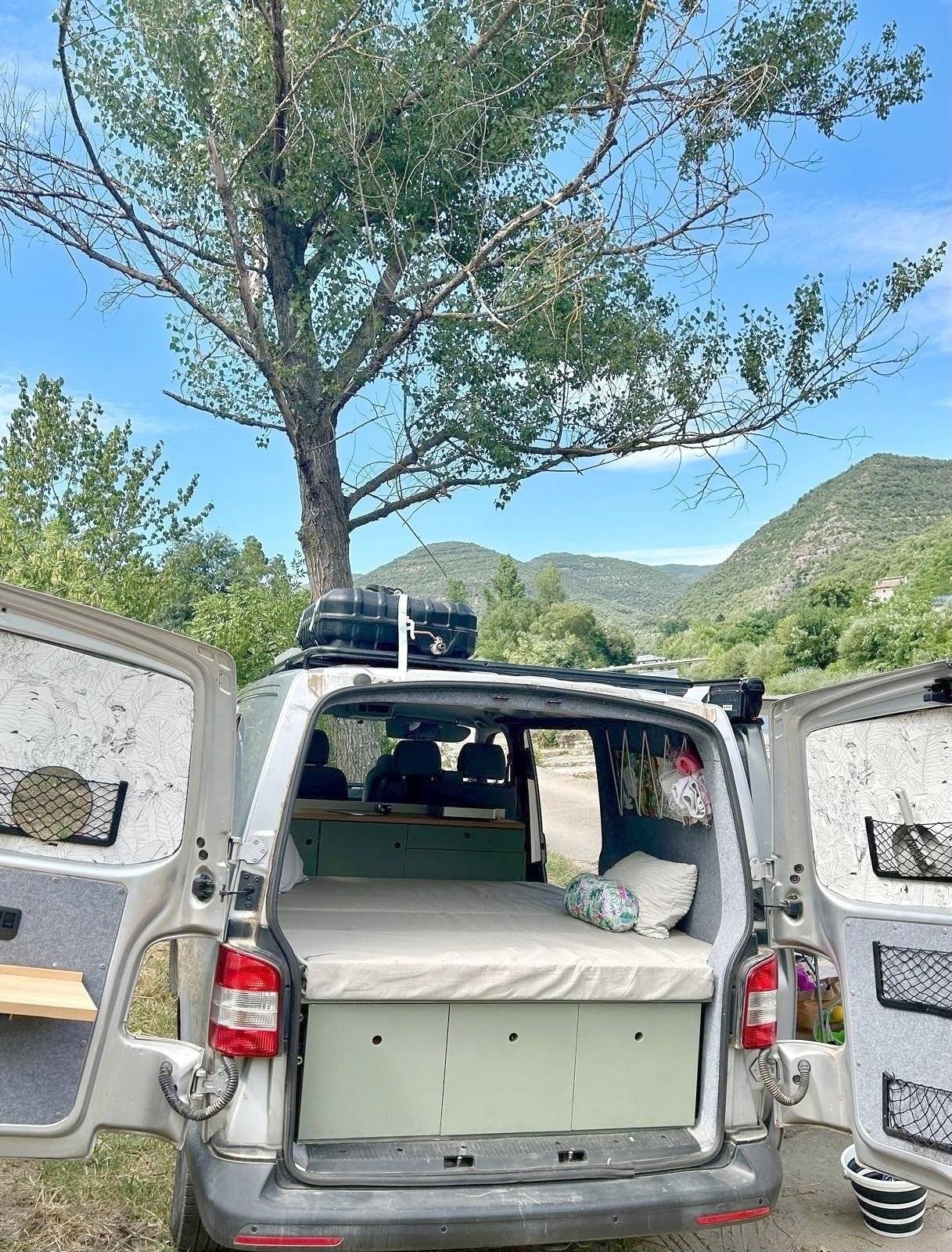 Volkswagen T5 2 l 140 ch