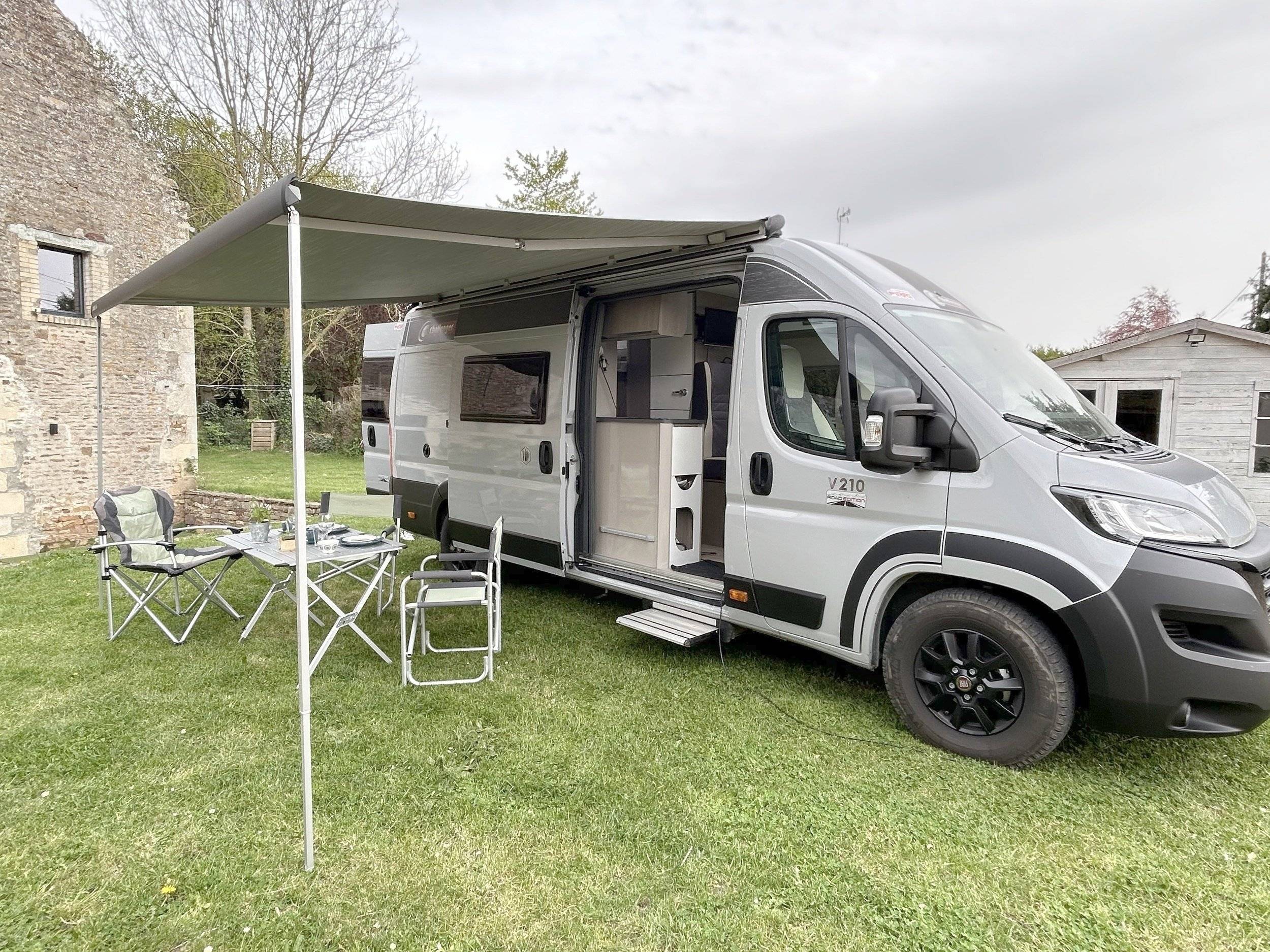 Challenger challenger V210 Edition VIP