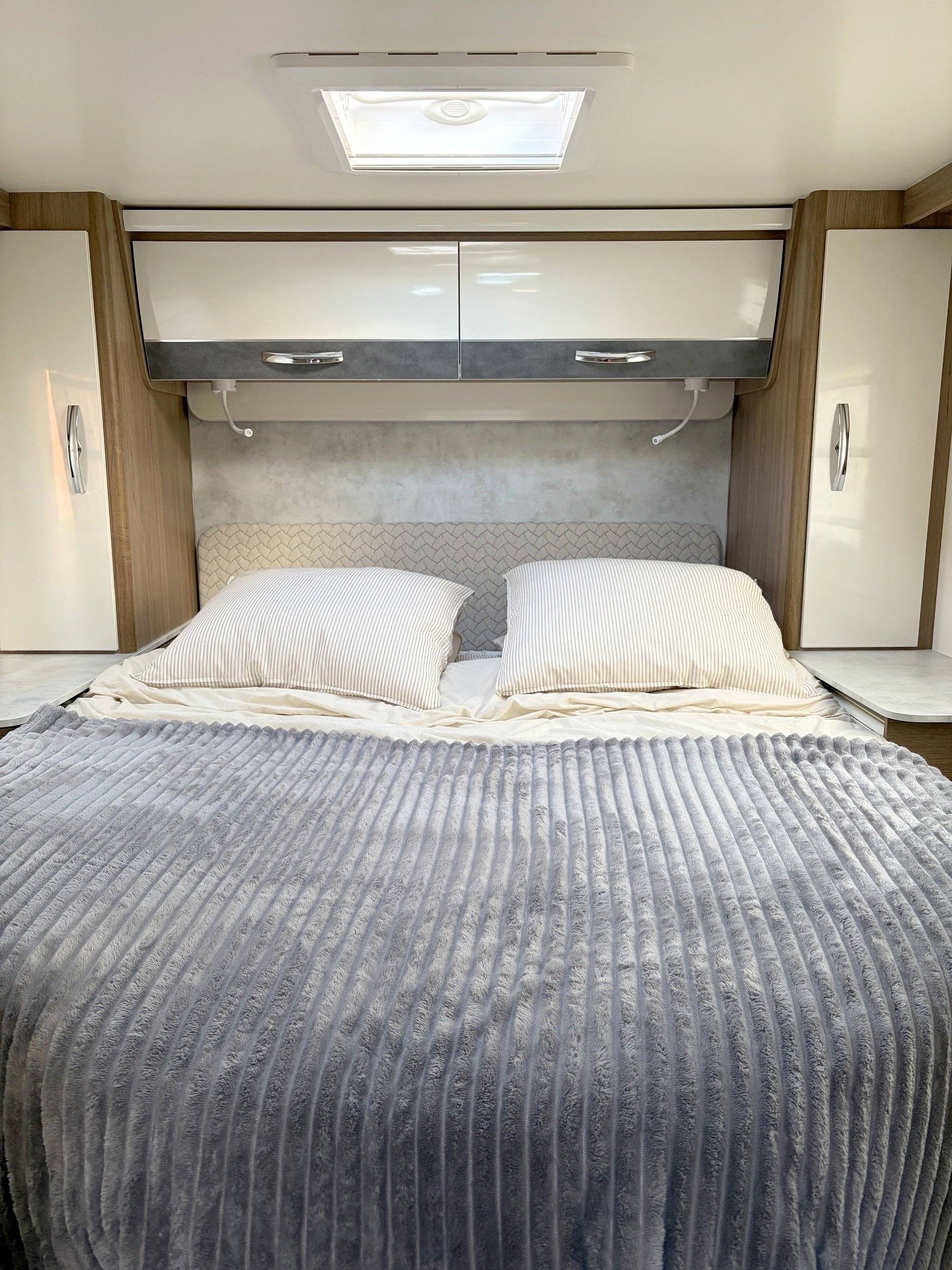 Couchages Fiat Ducato 2,2 l 115 ch - Yescapa