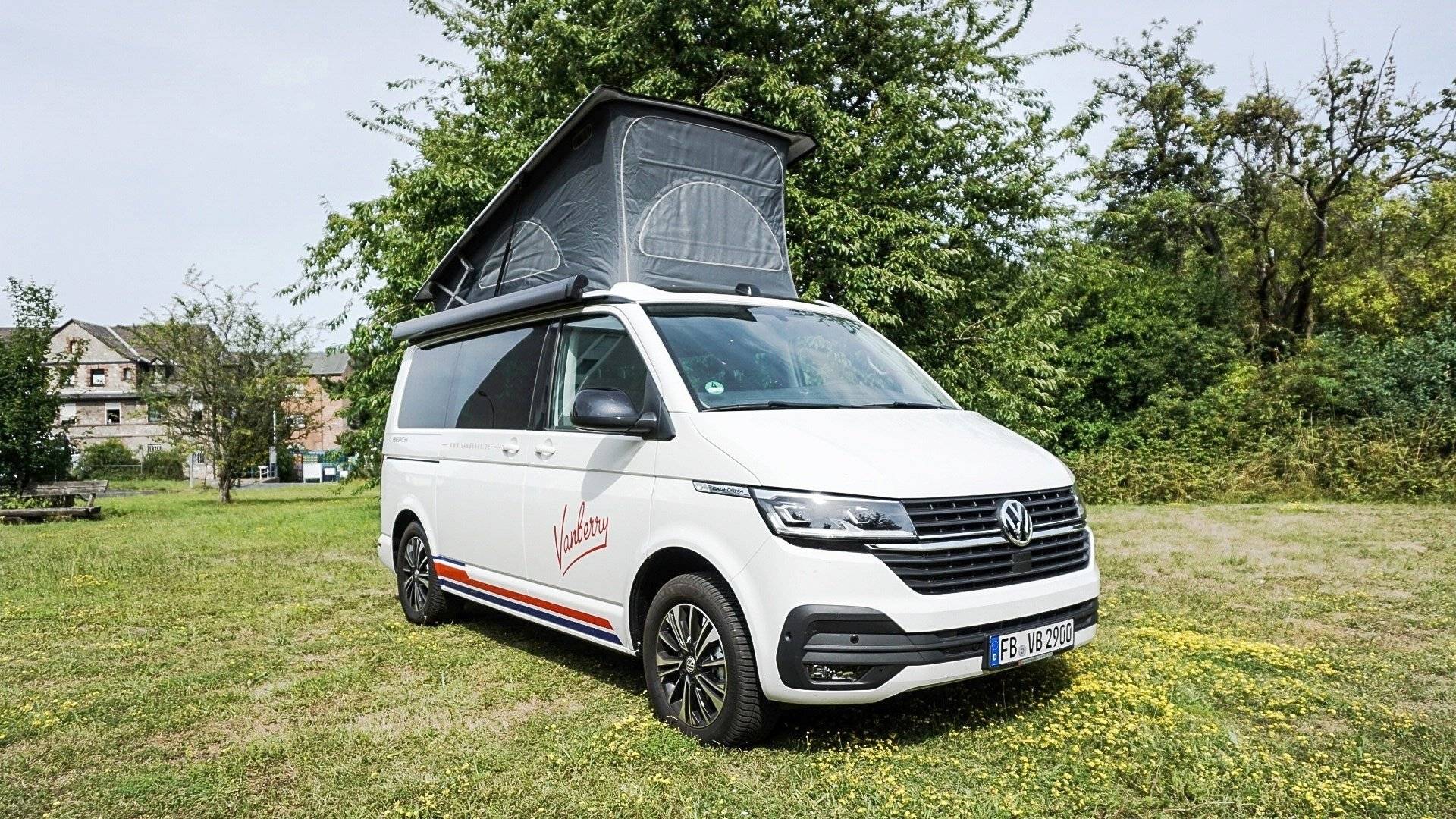 Vista frontale a ¾ Volkswagen - Yescapa