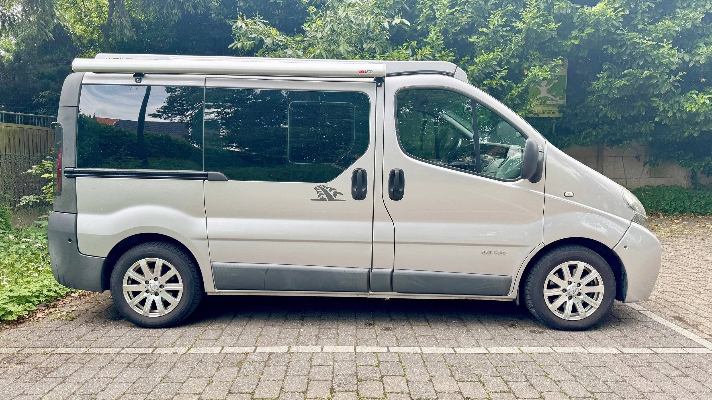 Knaus Trafic 2,5 l 150 ch