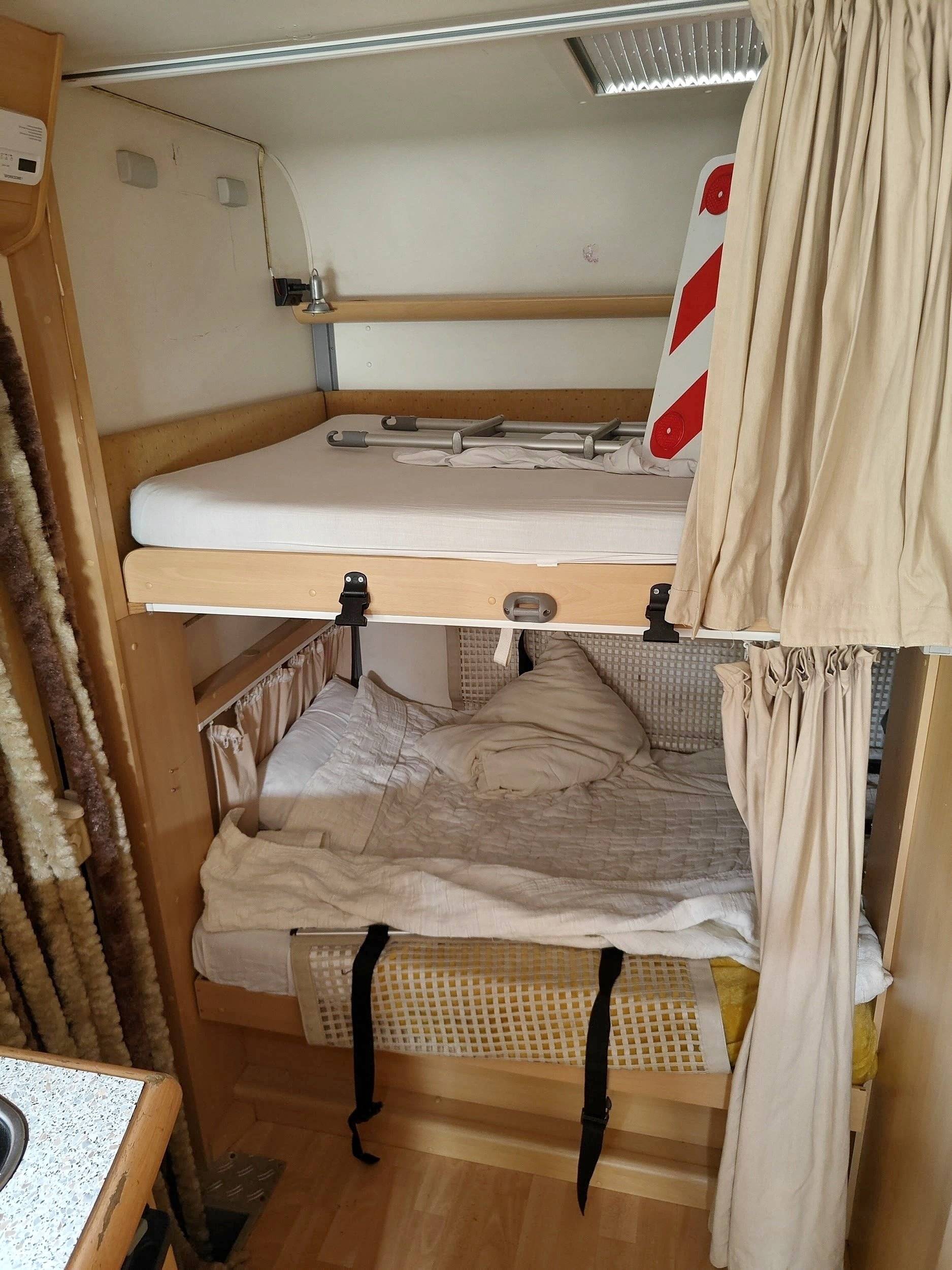 Berth Fiat Ducato 2,8 l 115 ch/Al-Ko - Yescapa