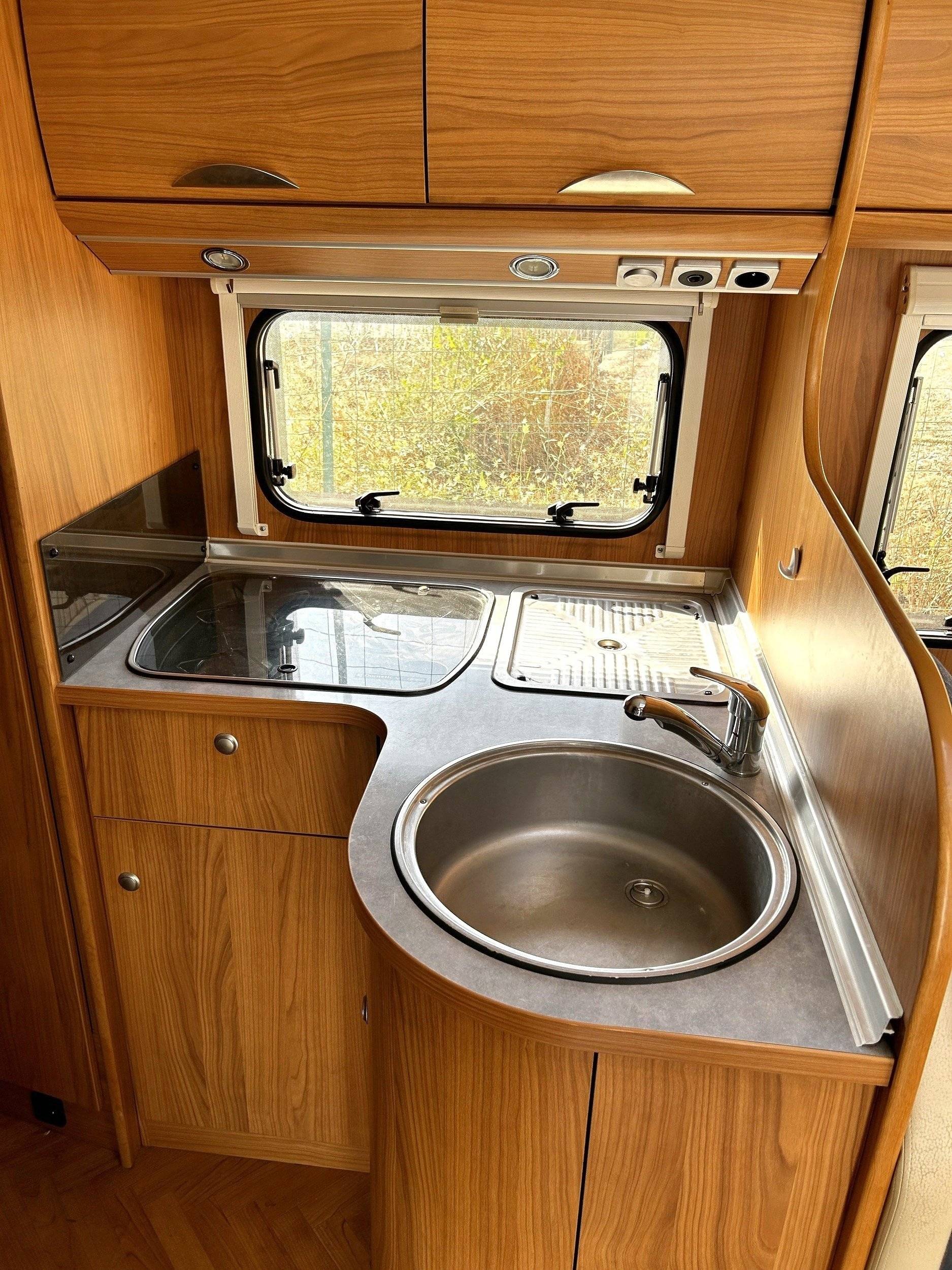 3 C Cartier/Brisebras Atalante